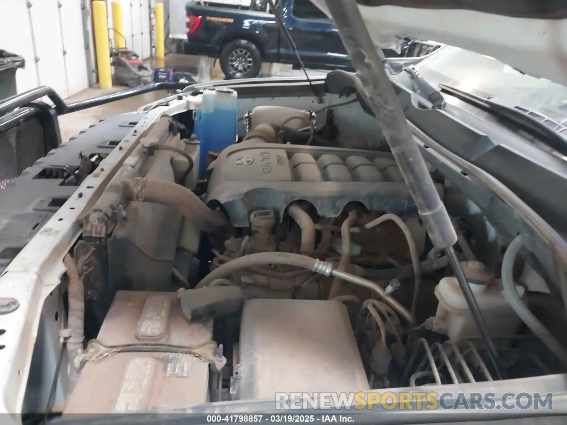 20 Photograph of a damaged car 5TFDW5F17KX805579 TOYOTA TUNDRA 2019