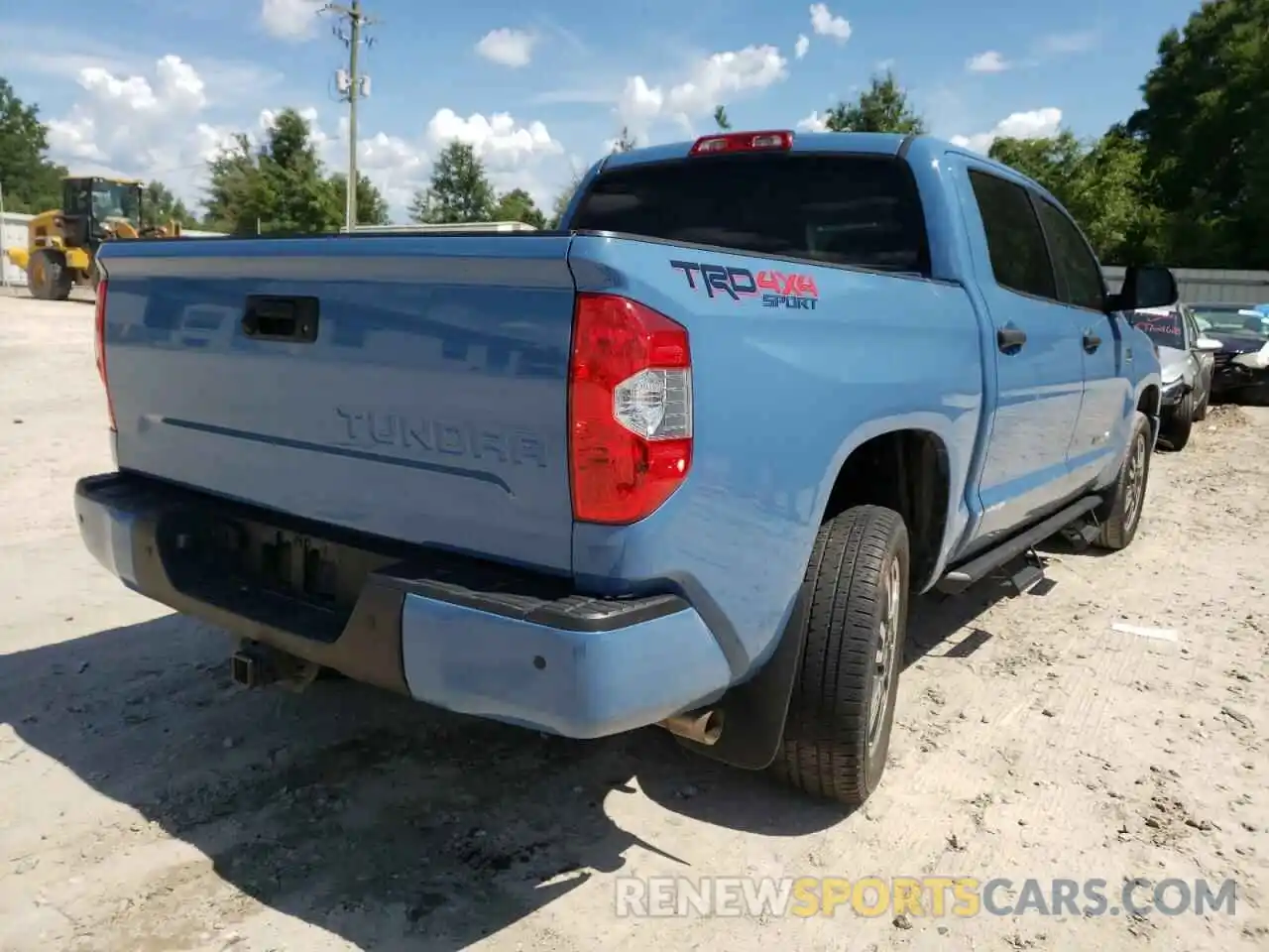 4 Photograph of a damaged car 5TFDW5F17KX808949 TOYOTA TUNDRA 2019