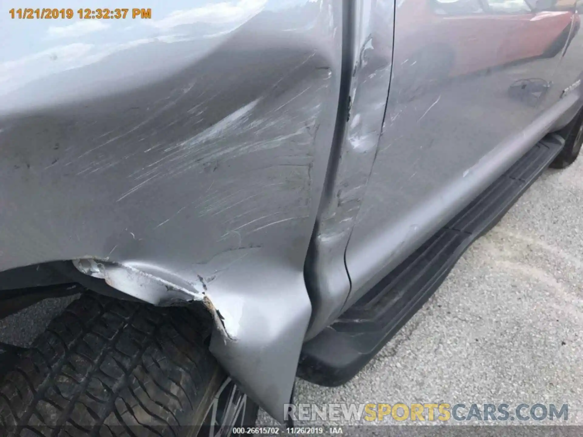 15 Photograph of a damaged car 5TFDW5F17KX834631 TOYOTA TUNDRA 2019