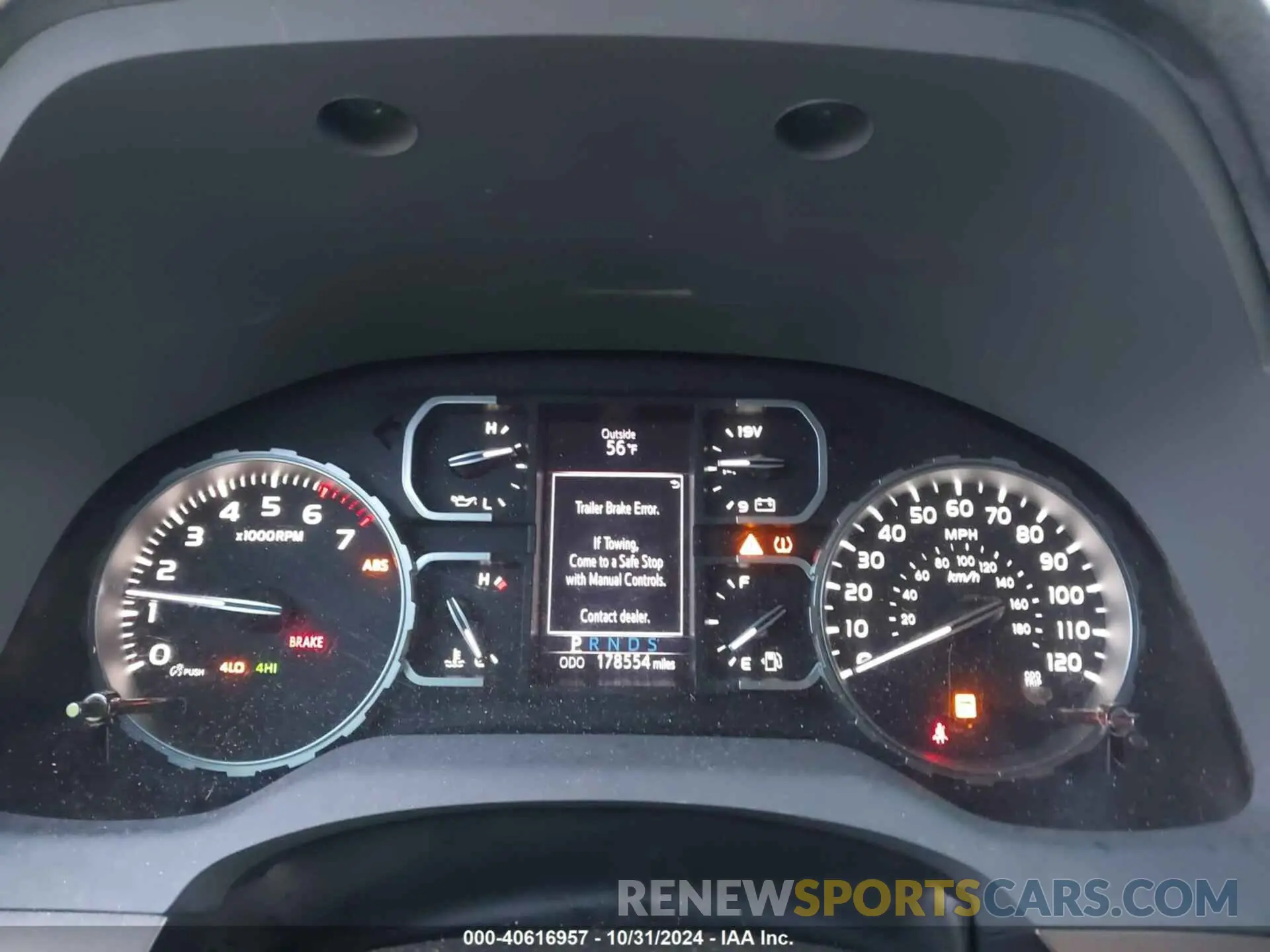7 Photograph of a damaged car 5TFDW5F17KX856760 TOYOTA TUNDRA 2019