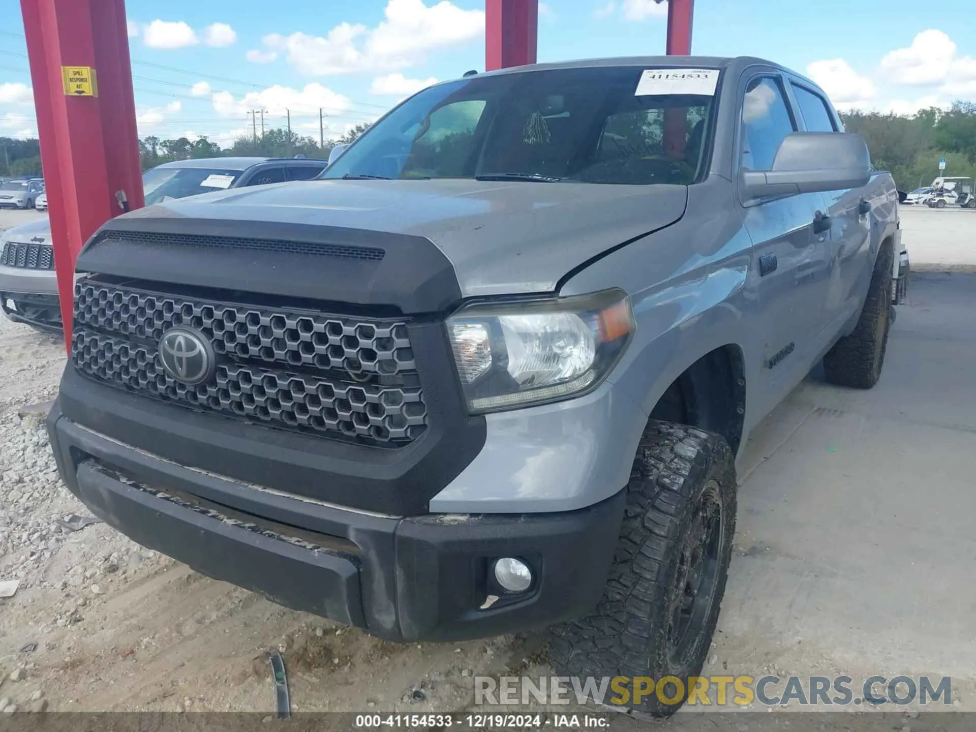 2 Photograph of a damaged car 5TFDW5F18KX787366 TOYOTA TUNDRA 2019