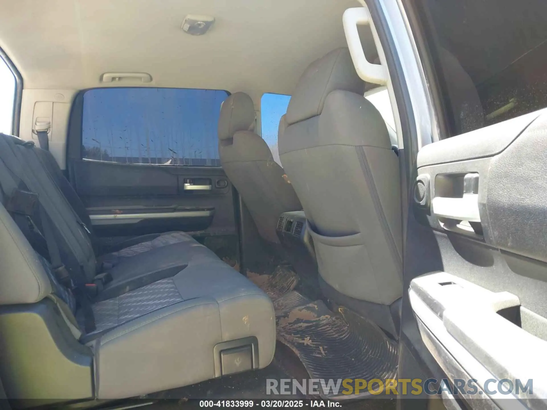 8 Photograph of a damaged car 5TFDW5F18KX804182 TOYOTA TUNDRA 2019