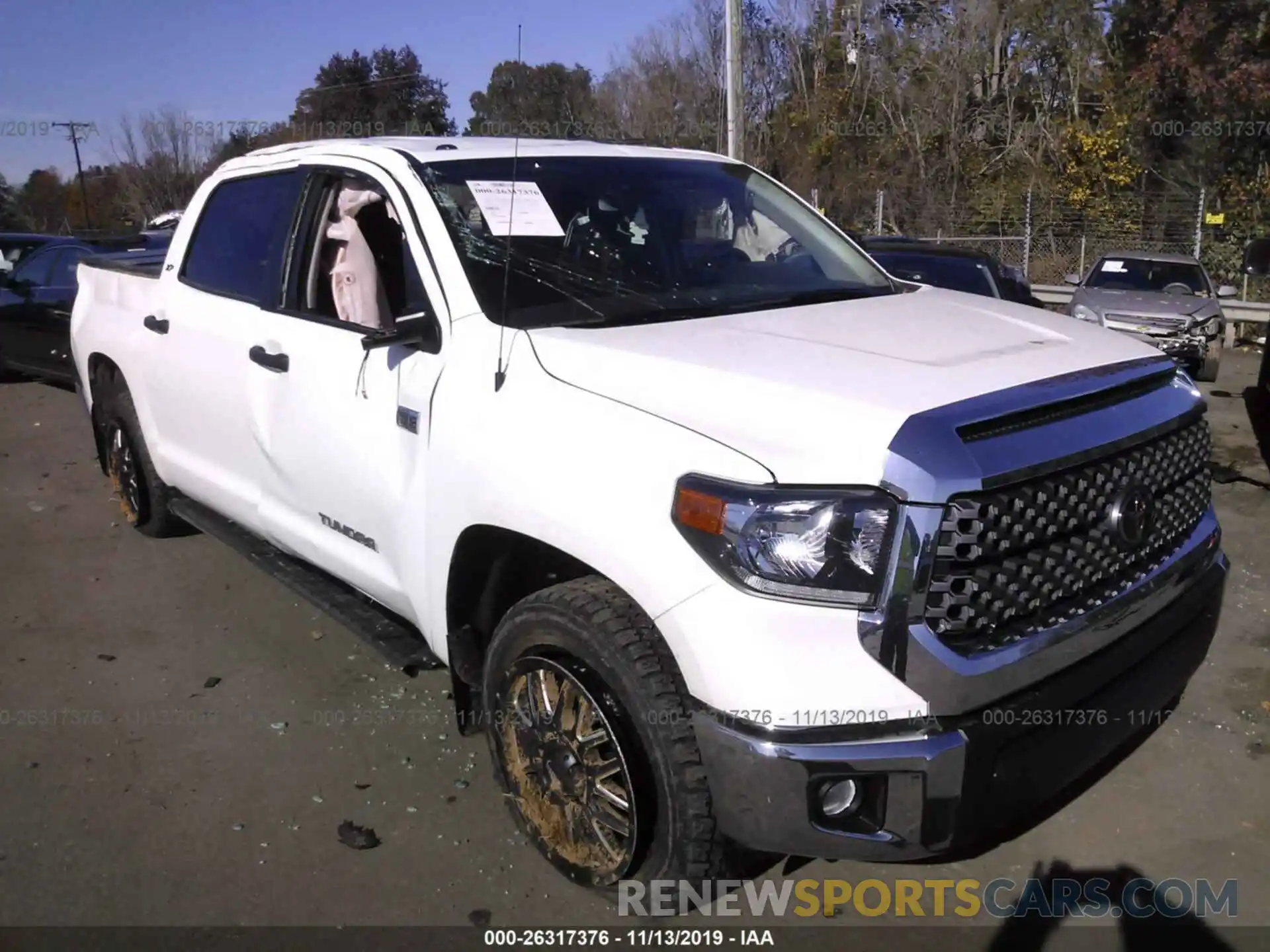 1 Photograph of a damaged car 5TFDW5F18KX834377 TOYOTA TUNDRA 2019