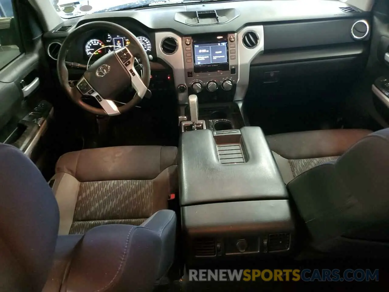 8 Photograph of a damaged car 5TFDW5F18KX867153 TOYOTA TUNDRA 2019