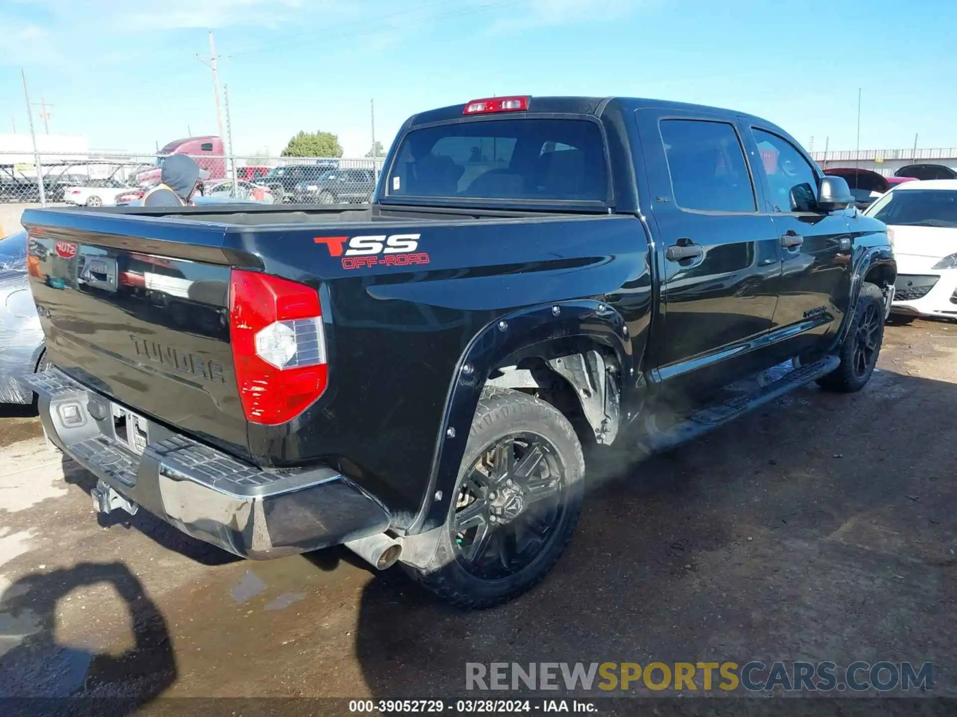 4 Photograph of a damaged car 5TFDW5F19KX814087 TOYOTA TUNDRA 2019