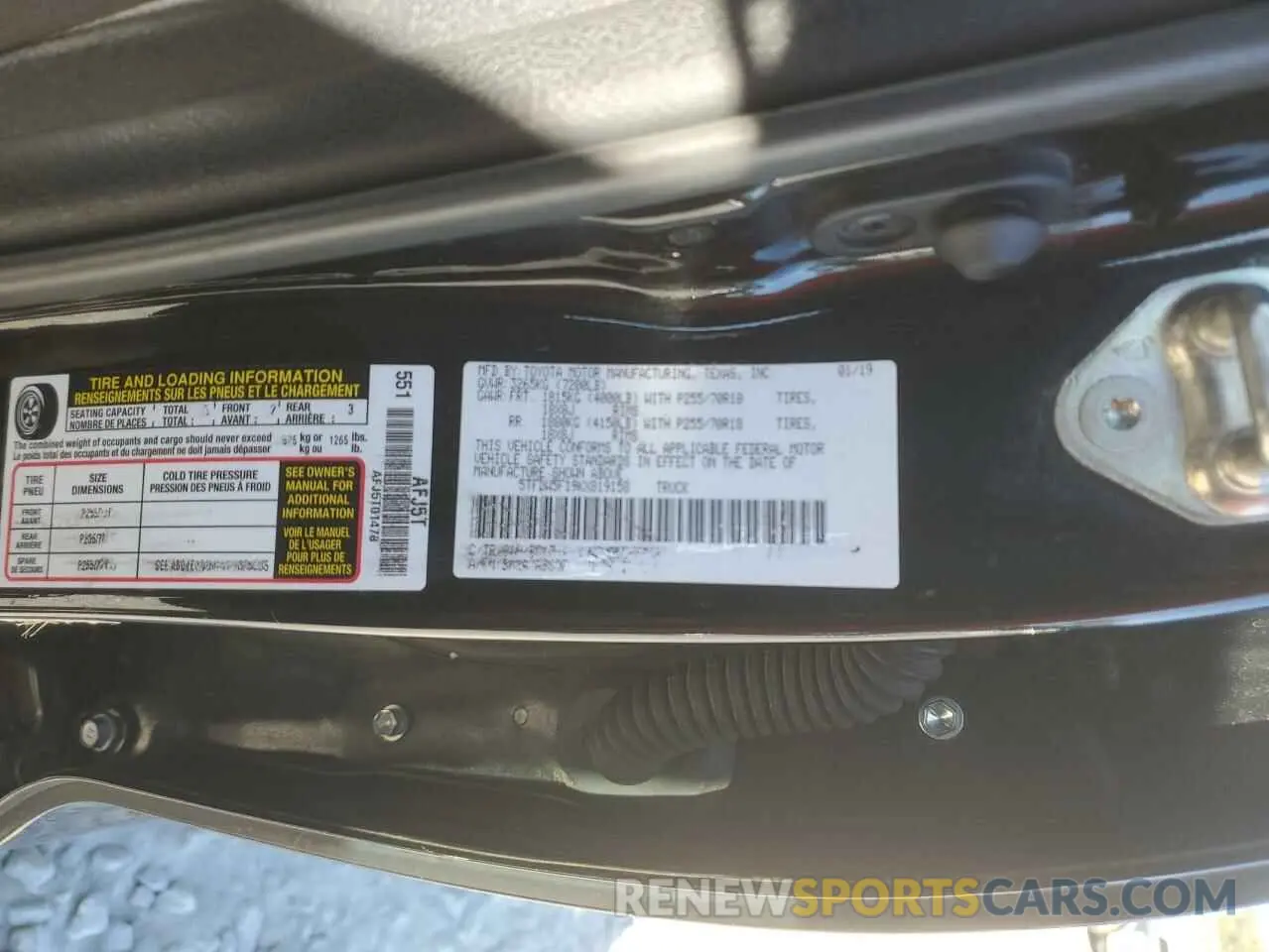 13 Photograph of a damaged car 5TFDW5F19KX819158 TOYOTA TUNDRA 2019