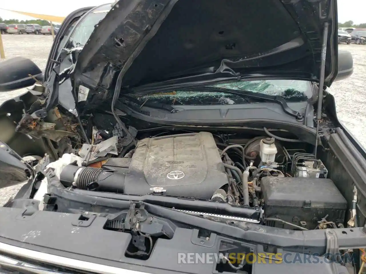 7 Photograph of a damaged car 5TFDW5F19KX832220 TOYOTA TUNDRA 2019