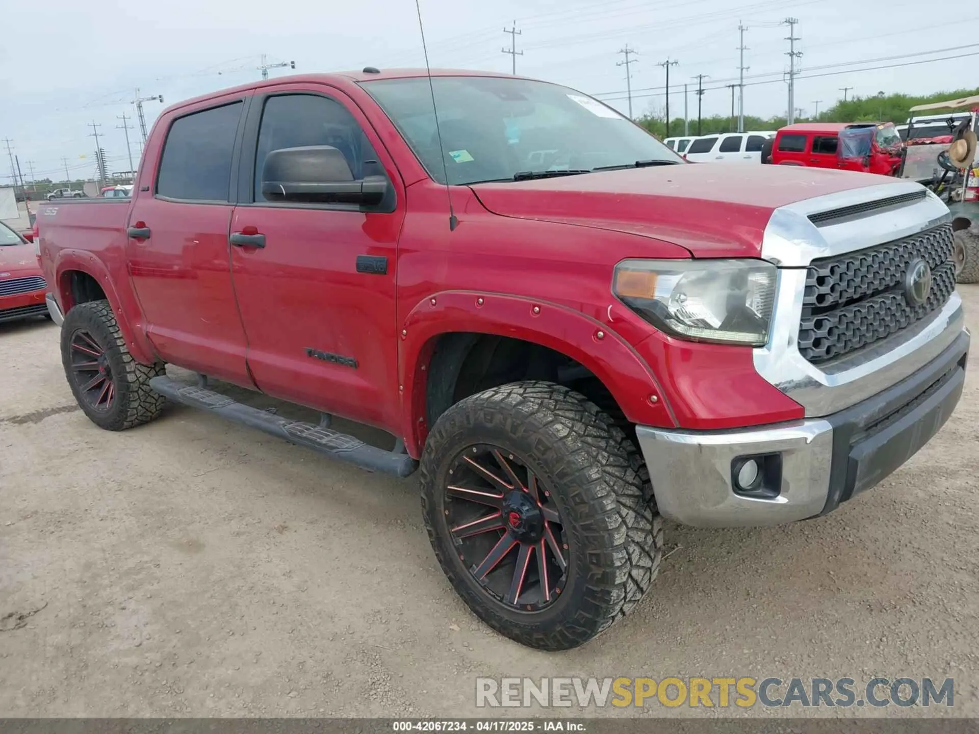 1 Photograph of a damaged car 5TFDW5F1XKX839046 TOYOTA TUNDRA 2019