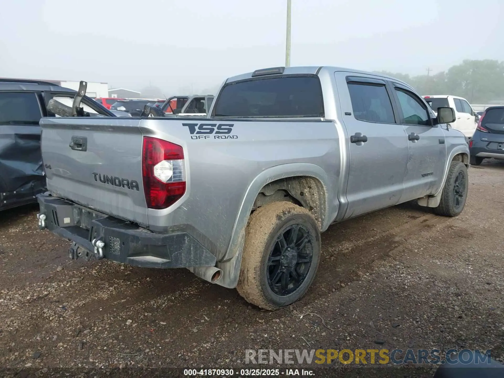 4 Photograph of a damaged car 5TFDW5F1XKX858602 TOYOTA TUNDRA 2019