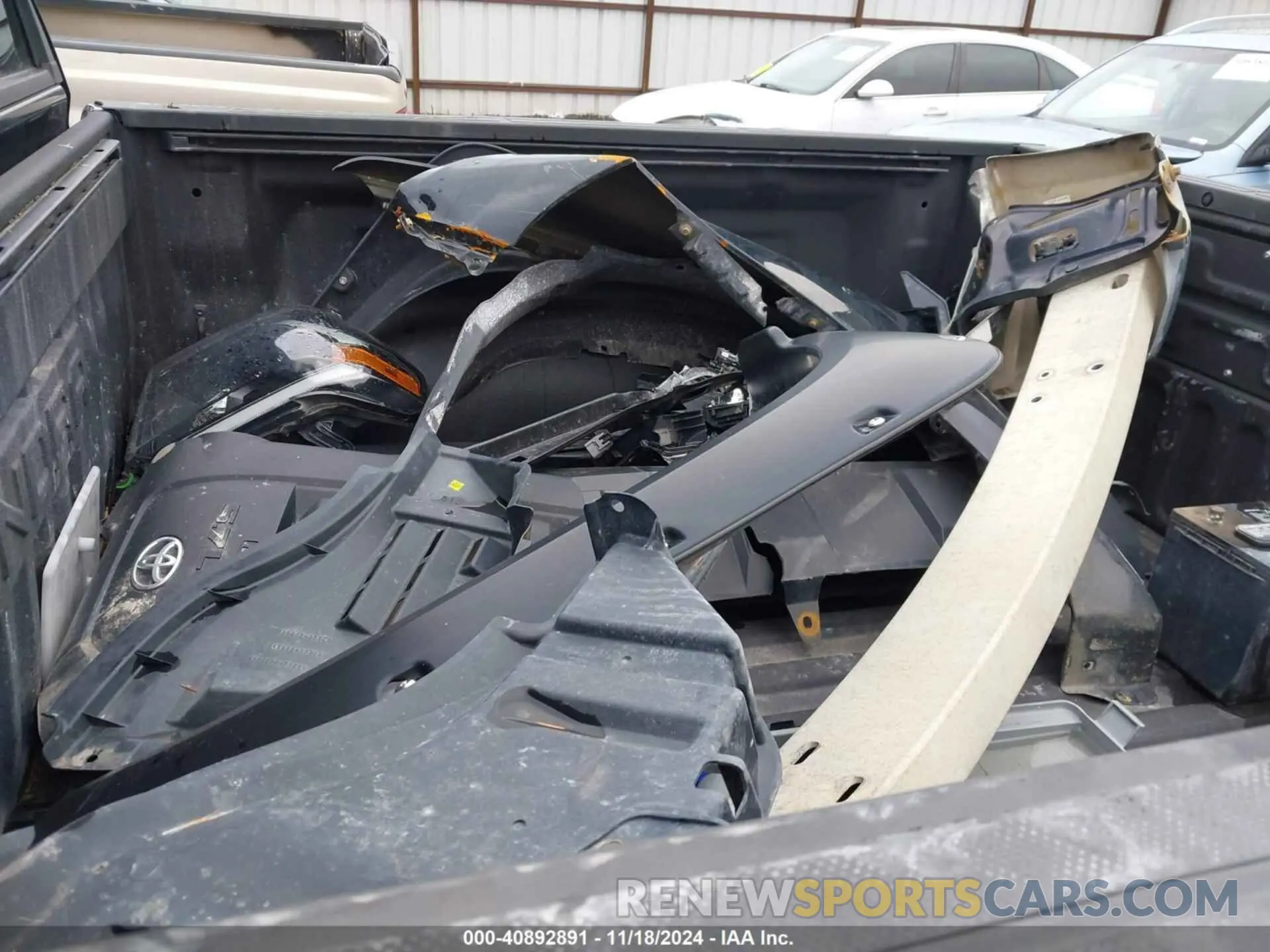 12 Photograph of a damaged car 5TFDY5F10KX795116 TOYOTA TUNDRA 2019