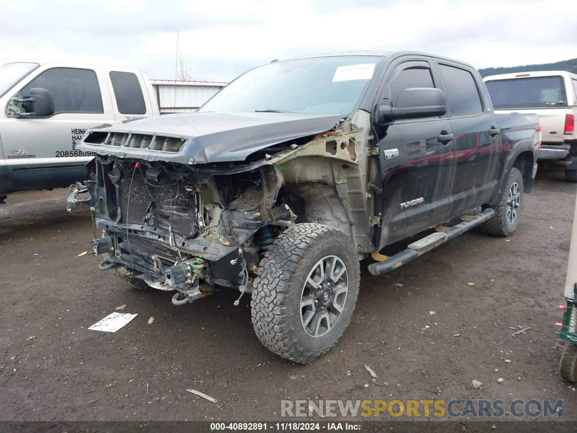 2 Photograph of a damaged car 5TFDY5F10KX795116 TOYOTA TUNDRA 2019