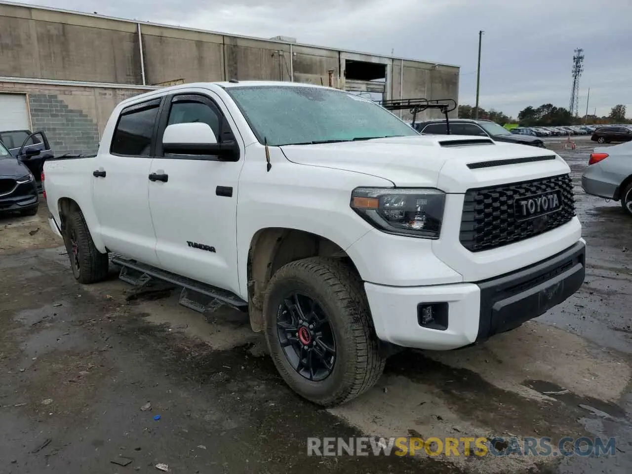 4 Photograph of a damaged car 5TFDY5F11KX803174 TOYOTA TUNDRA 2019