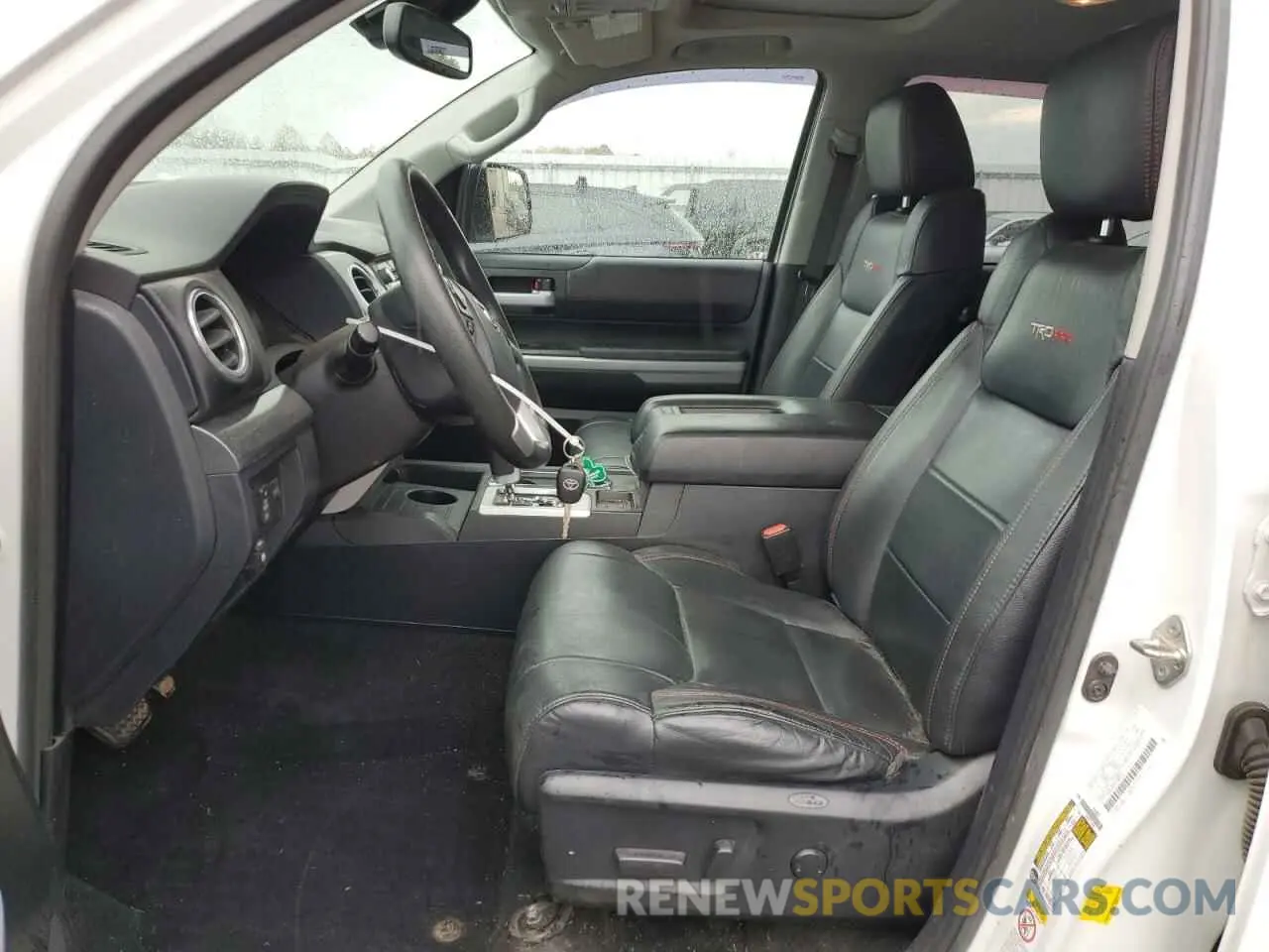 7 Photograph of a damaged car 5TFDY5F11KX803174 TOYOTA TUNDRA 2019