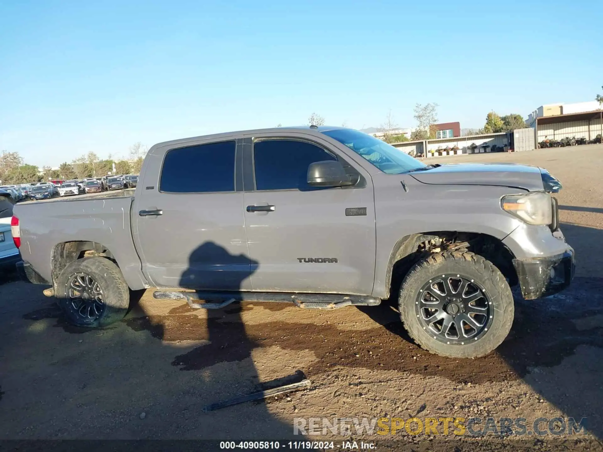 12 Photograph of a damaged car 5TFDY5F11KX827264 TOYOTA TUNDRA 2019