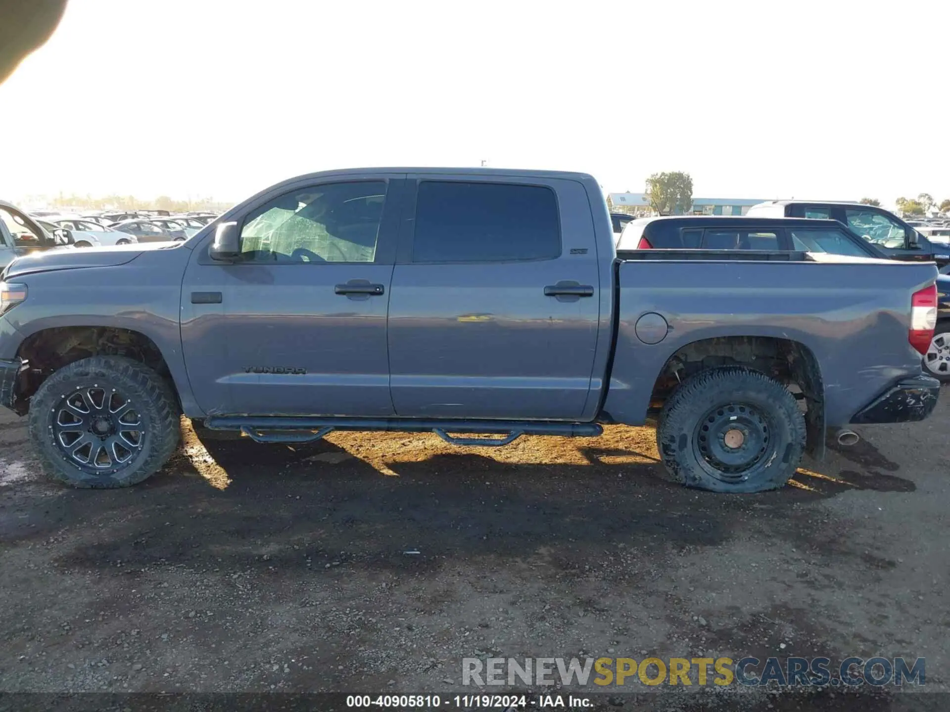 13 Photograph of a damaged car 5TFDY5F11KX827264 TOYOTA TUNDRA 2019