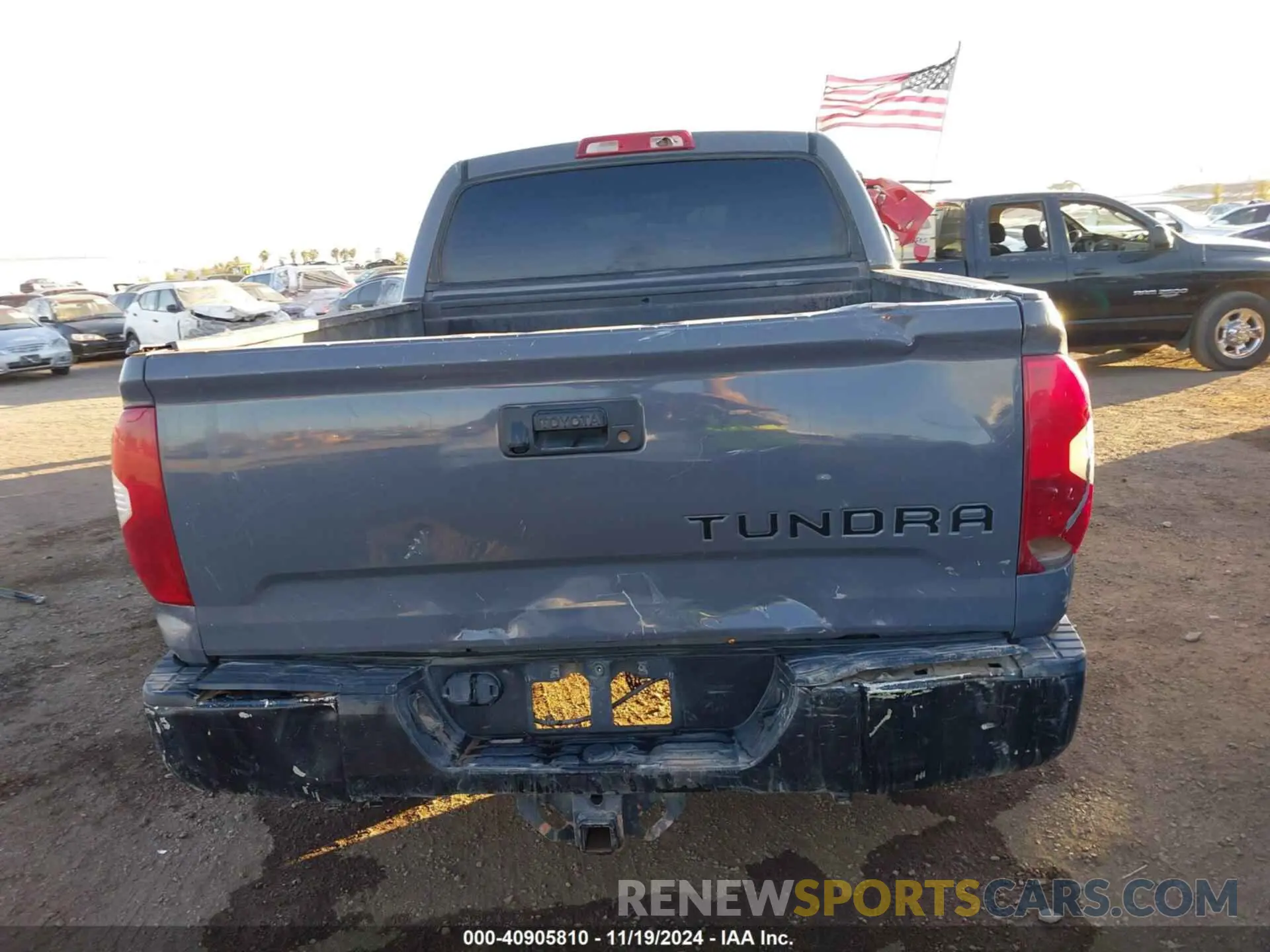15 Photograph of a damaged car 5TFDY5F11KX827264 TOYOTA TUNDRA 2019