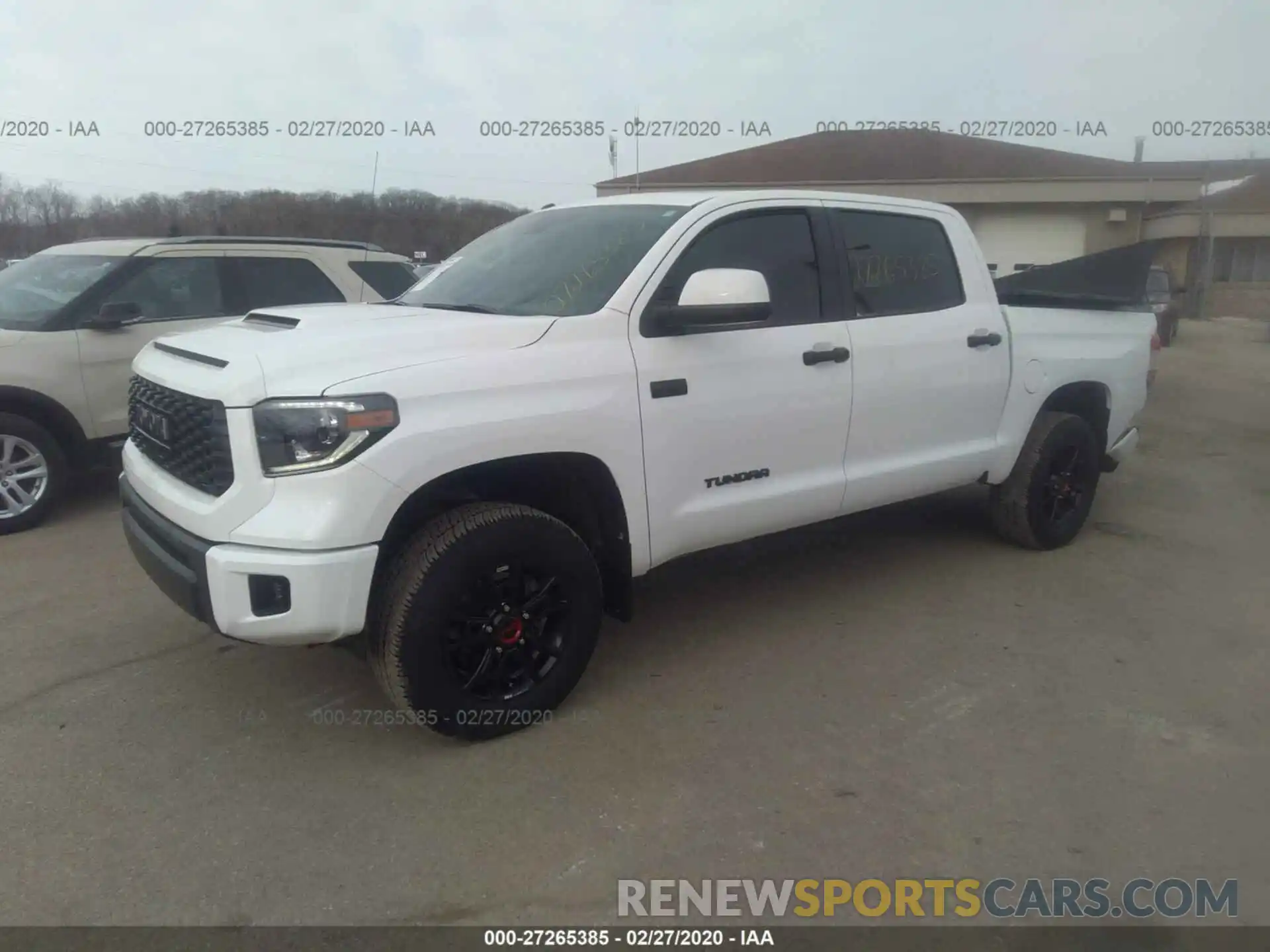 2 Photograph of a damaged car 5TFDY5F11KX829306 TOYOTA TUNDRA 2019