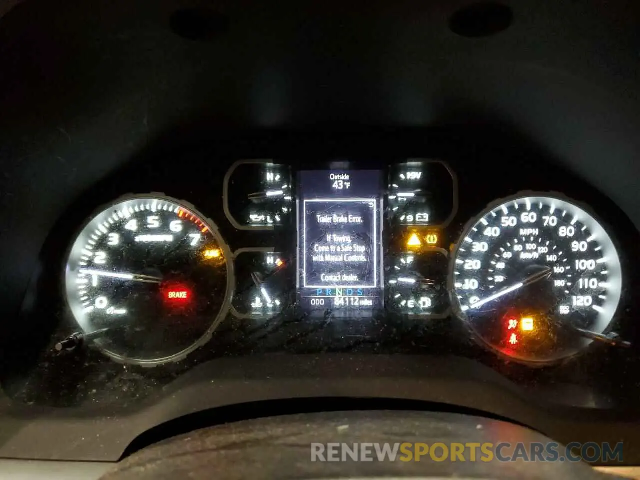 9 Photograph of a damaged car 5TFDY5F11KX843335 TOYOTA TUNDRA 2019