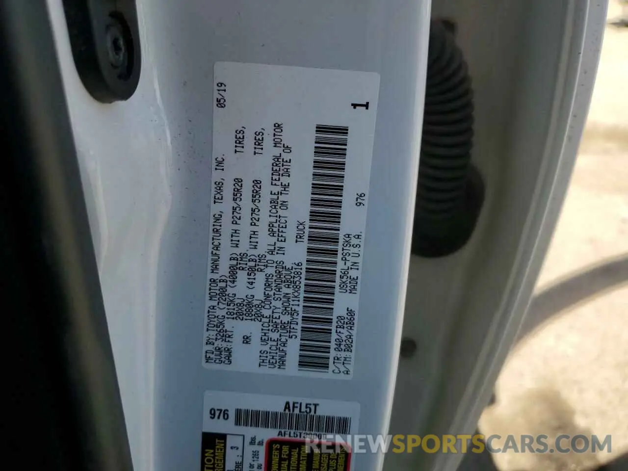 15 Photograph of a damaged car 5TFDY5F11KX853816 TOYOTA TUNDRA 2019
