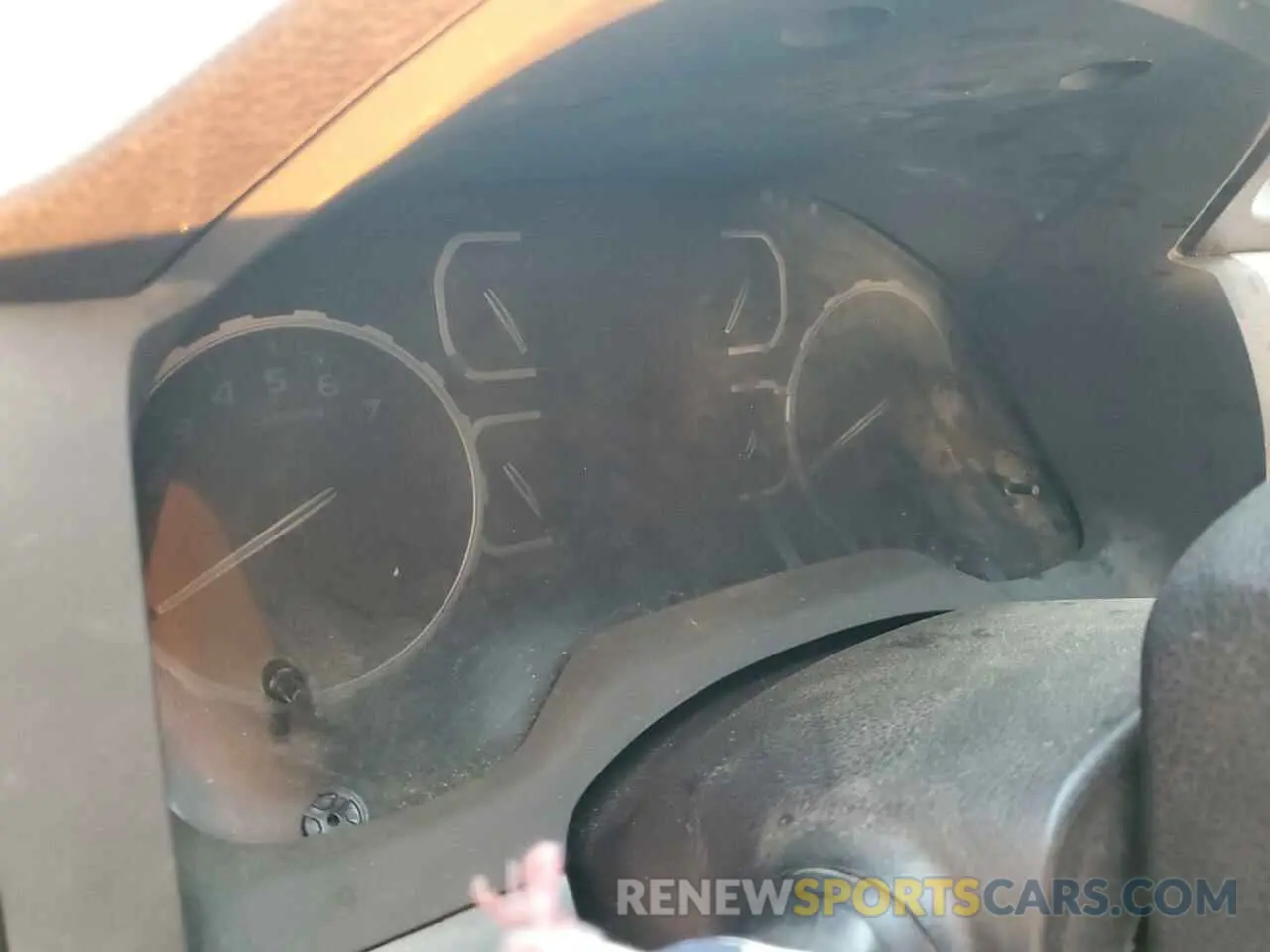 9 Photograph of a damaged car 5TFDY5F12KX820288 TOYOTA TUNDRA 2019