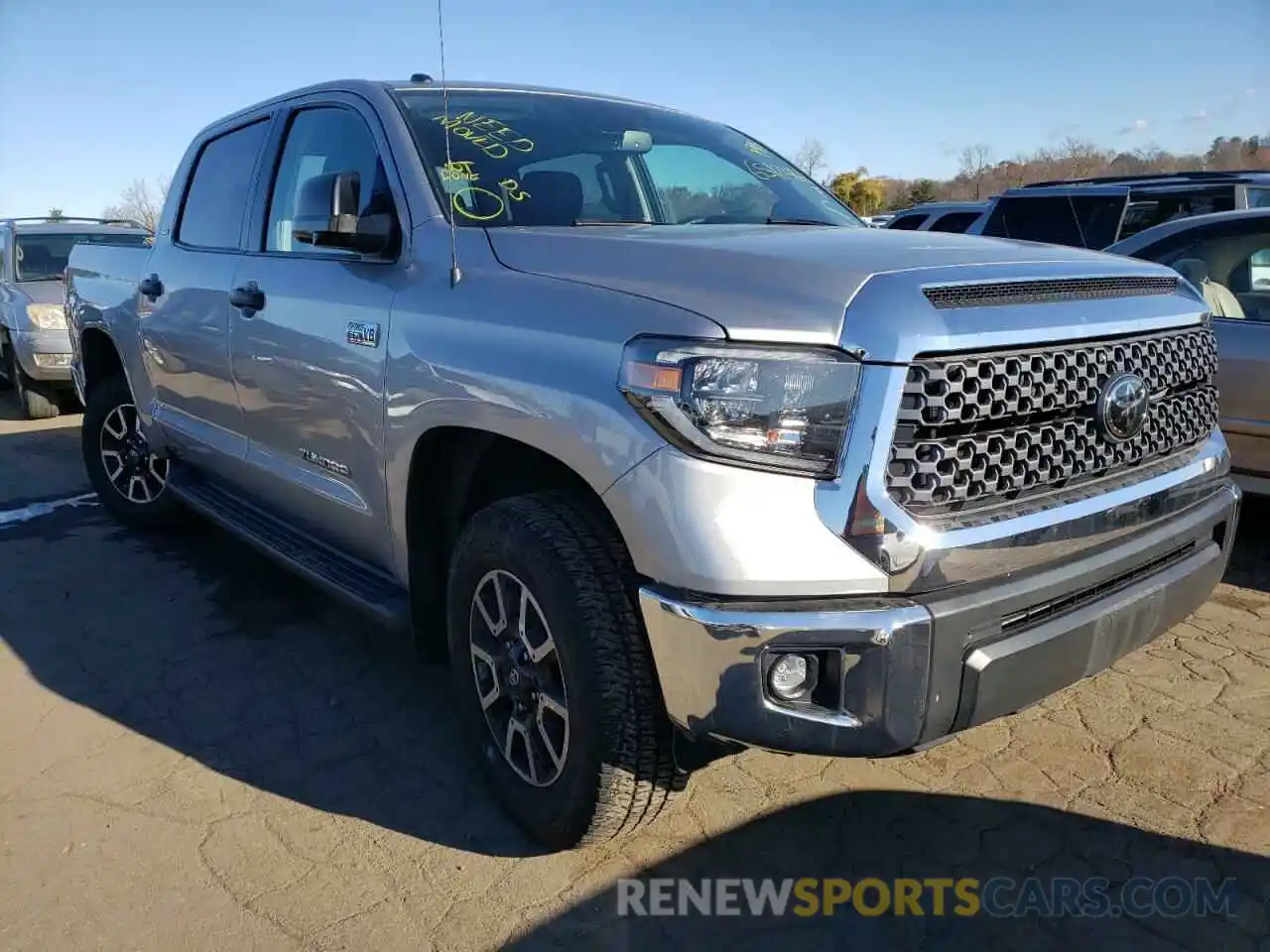 1 Photograph of a damaged car 5TFDY5F12KX835695 TOYOTA TUNDRA 2019