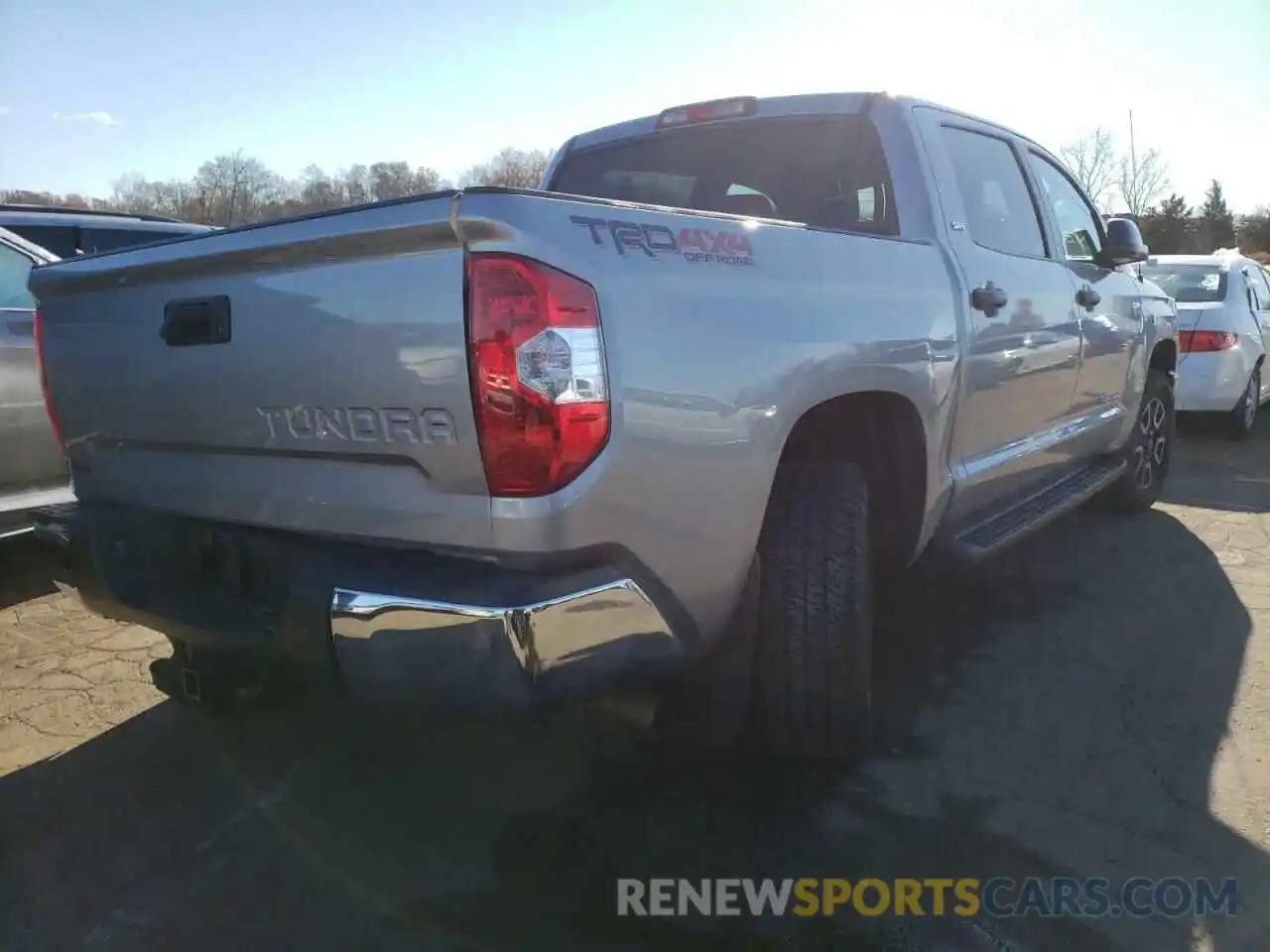 4 Photograph of a damaged car 5TFDY5F12KX835695 TOYOTA TUNDRA 2019