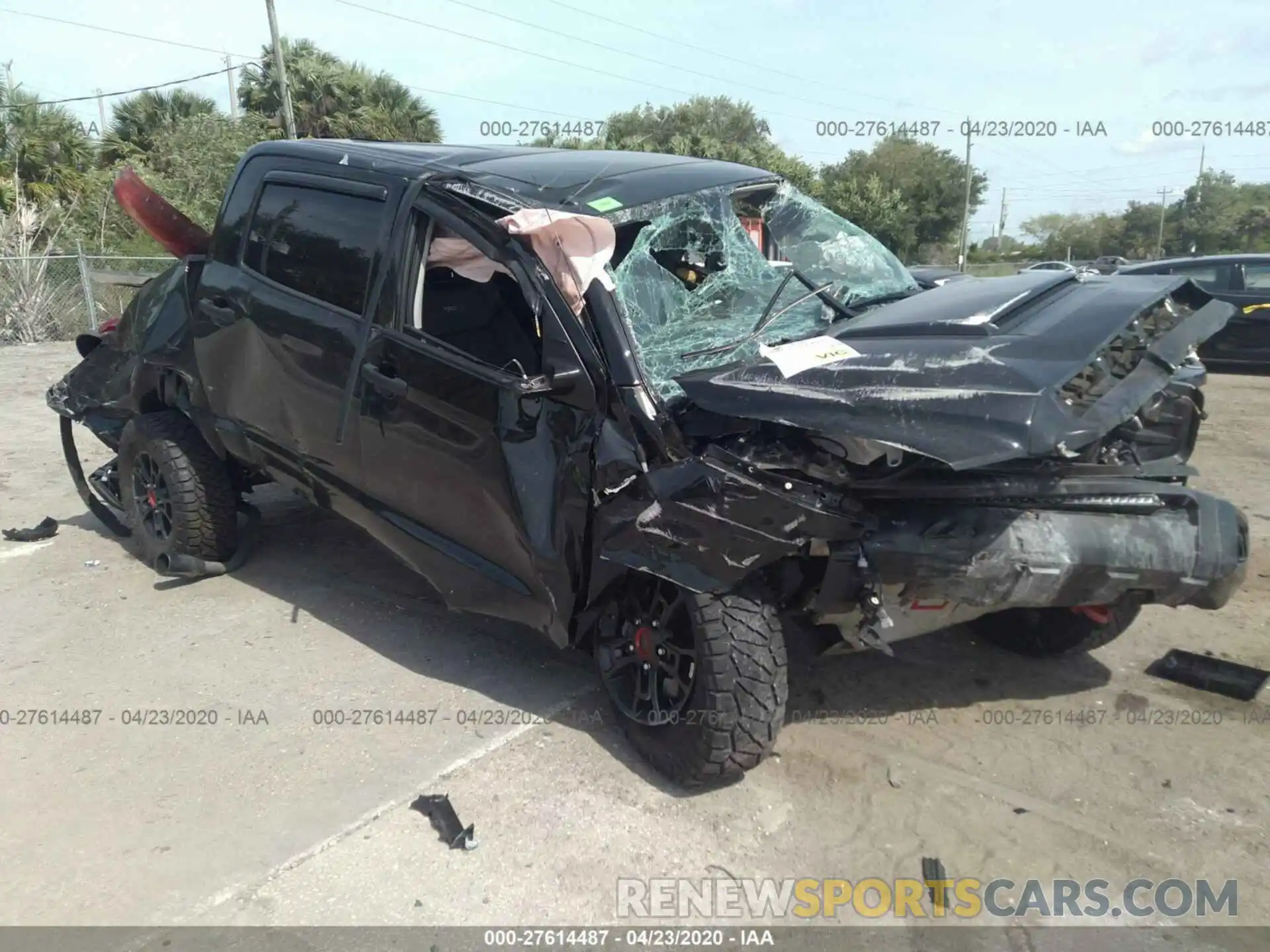 1 Photograph of a damaged car 5TFDY5F12KX835910 TOYOTA TUNDRA 2019