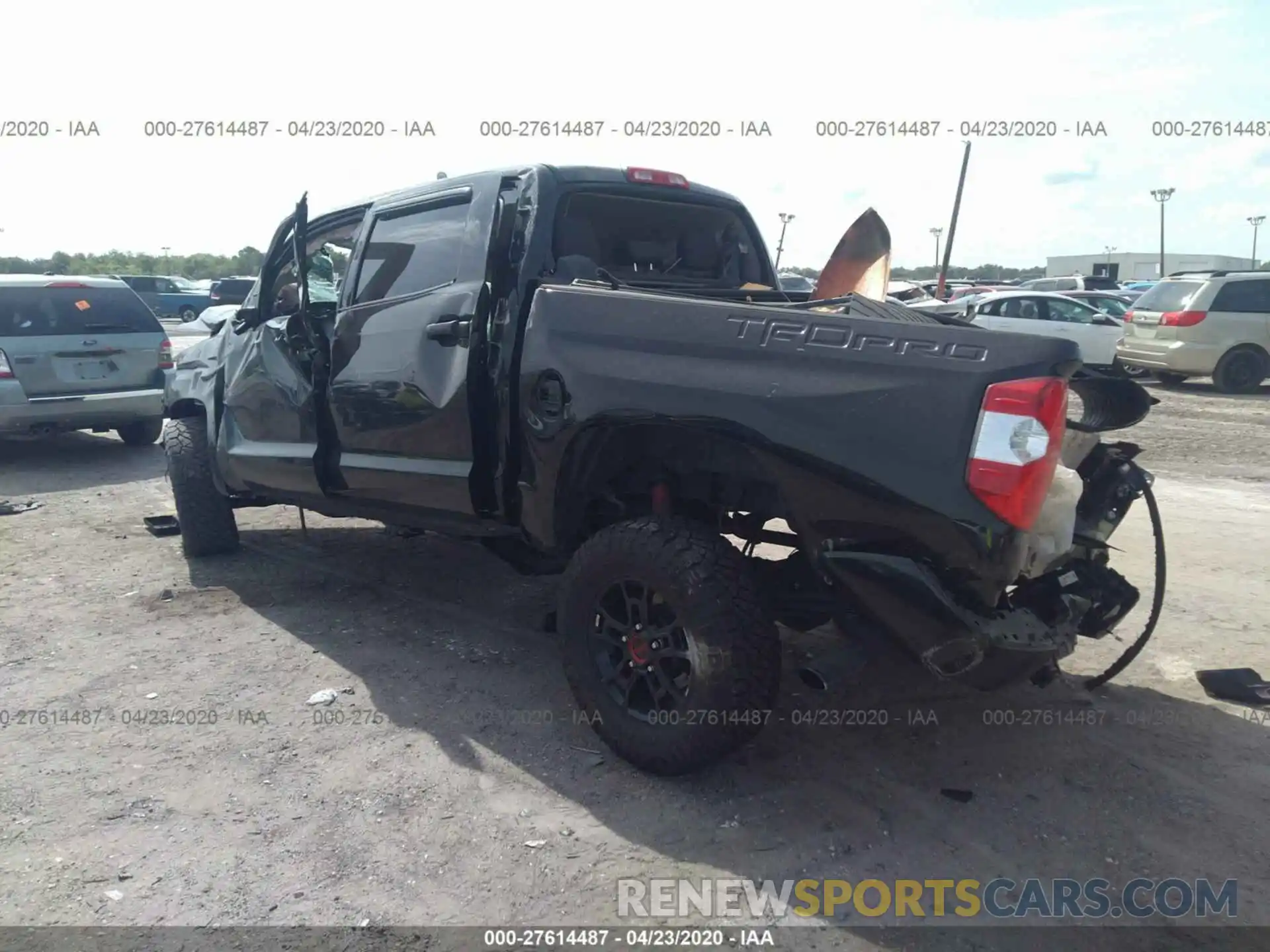 3 Photograph of a damaged car 5TFDY5F12KX835910 TOYOTA TUNDRA 2019