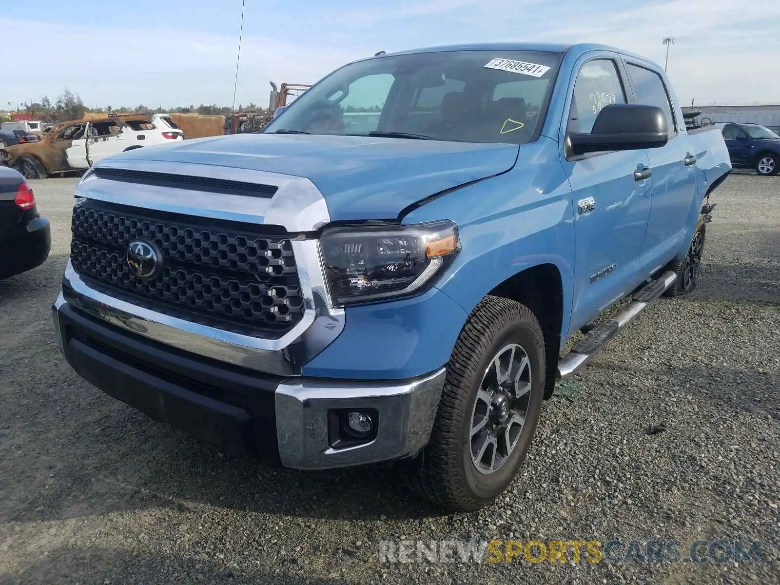 2 Photograph of a damaged car 5TFDY5F12KX842579 TOYOTA TUNDRA 2019