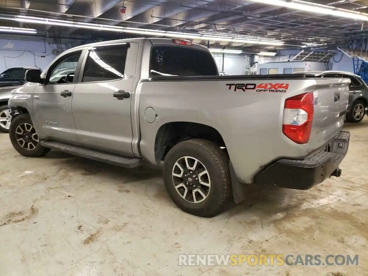 2 Photograph of a damaged car 5TFDY5F12KX846311 TOYOTA TUNDRA 2019