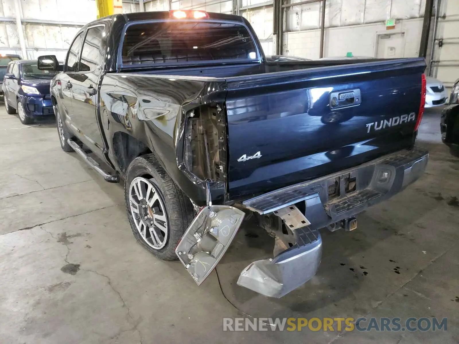9 Photograph of a damaged car 5TFDY5F13KX793263 TOYOTA TUNDRA 2019