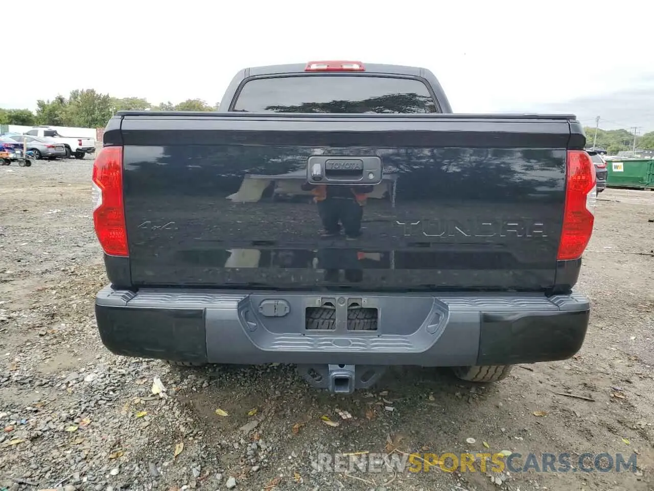 6 Photograph of a damaged car 5TFDY5F13KX807551 TOYOTA TUNDRA 2019