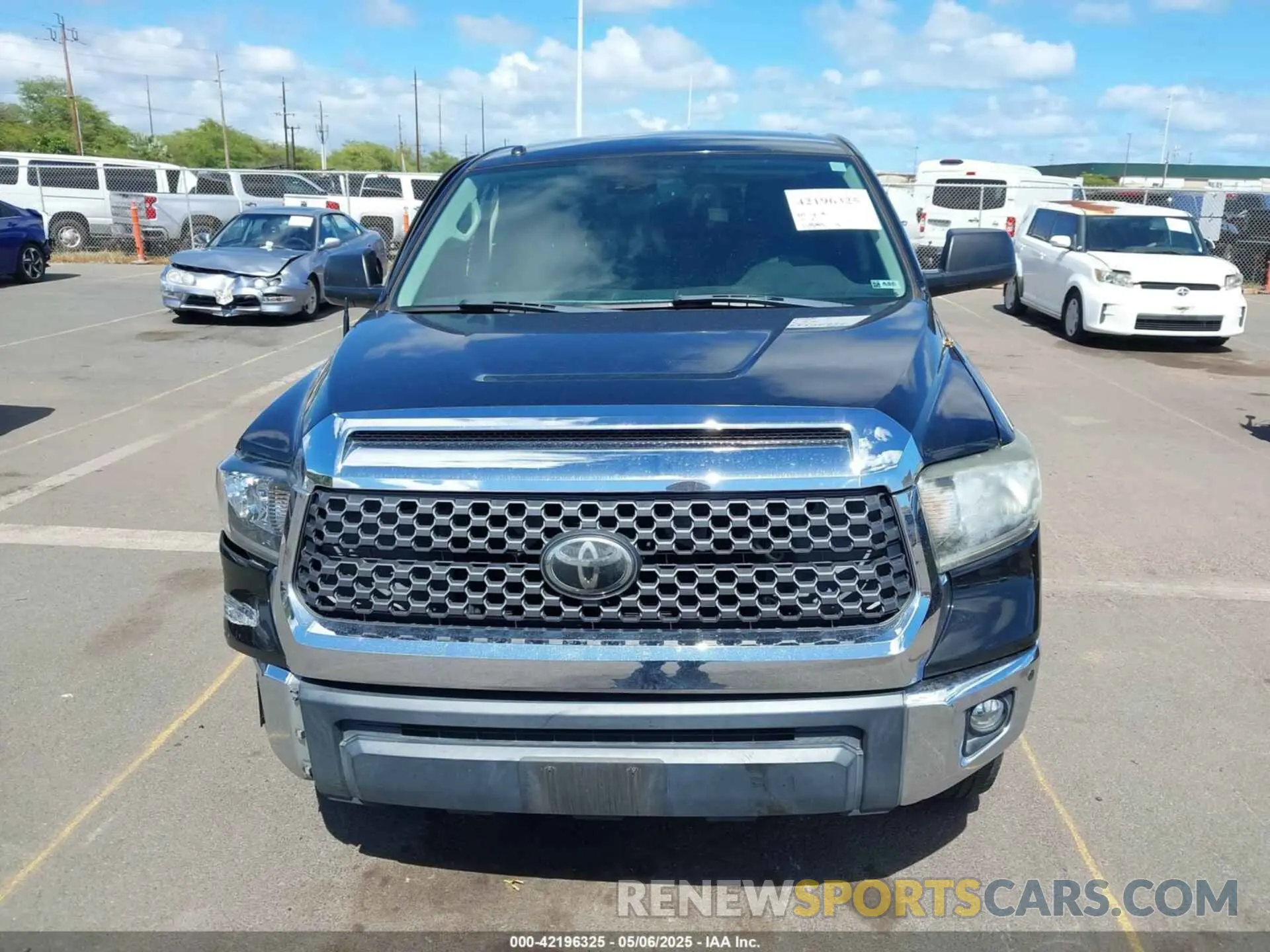12 Photograph of a damaged car 5TFDY5F13KX847502 TOYOTA TUNDRA 2019