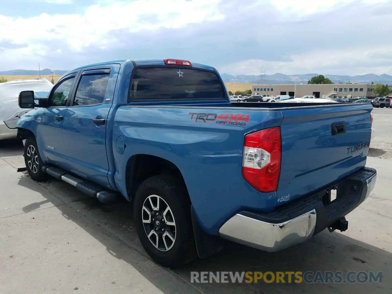 3 Photograph of a damaged car 5TFDY5F14KX780862 TOYOTA TUNDRA 2019