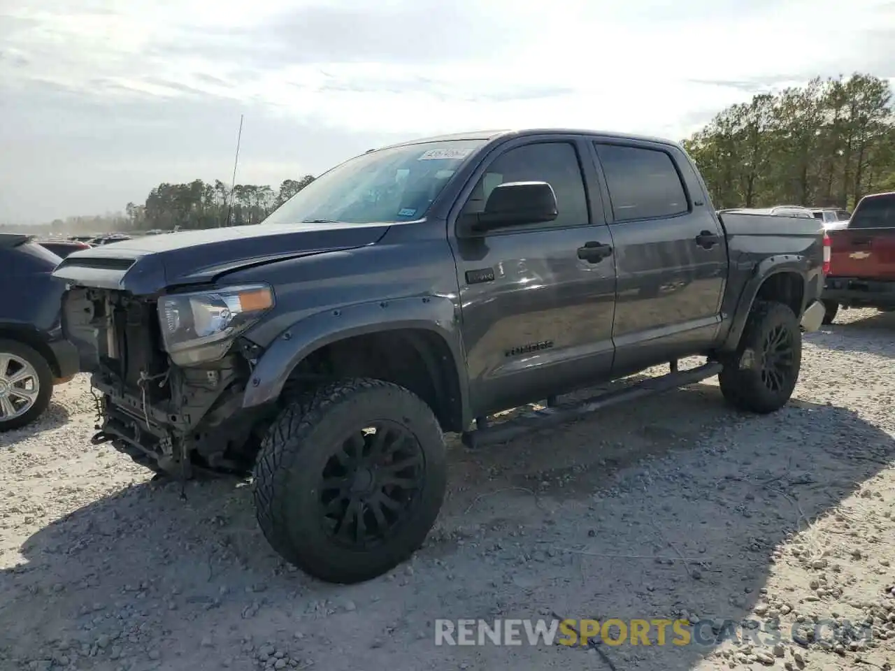 1 Photograph of a damaged car 5TFDY5F14KX784409 TOYOTA TUNDRA 2019