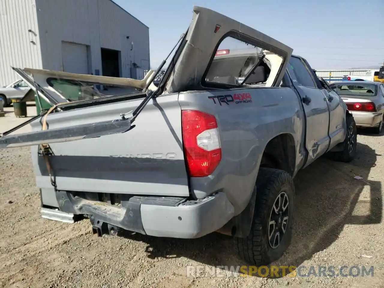 4 Photograph of a damaged car 5TFDY5F14KX801810 TOYOTA TUNDRA 2019