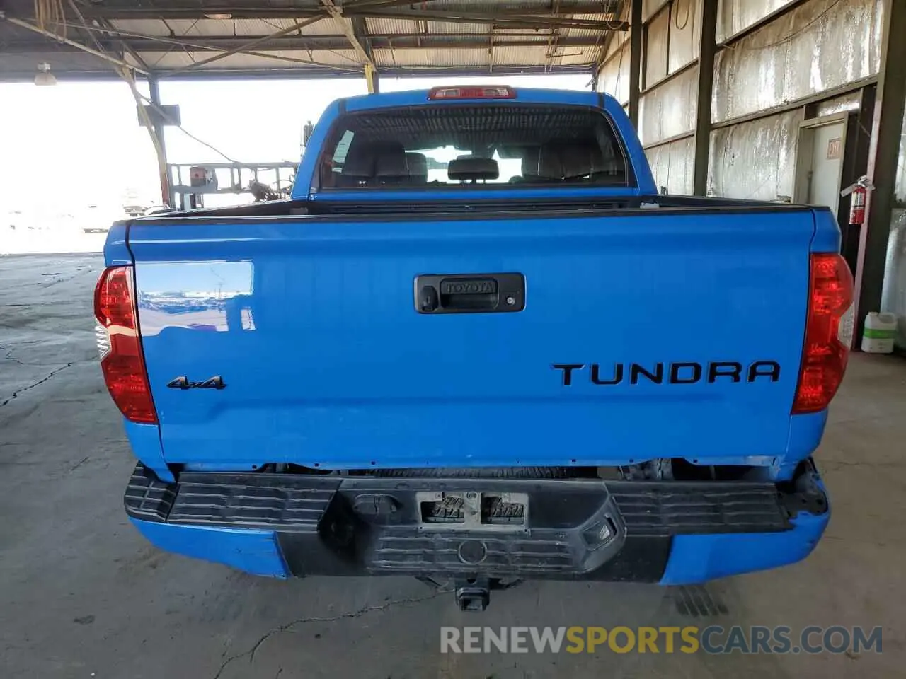 6 Photograph of a damaged car 5TFDY5F14KX815206 TOYOTA TUNDRA 2019
