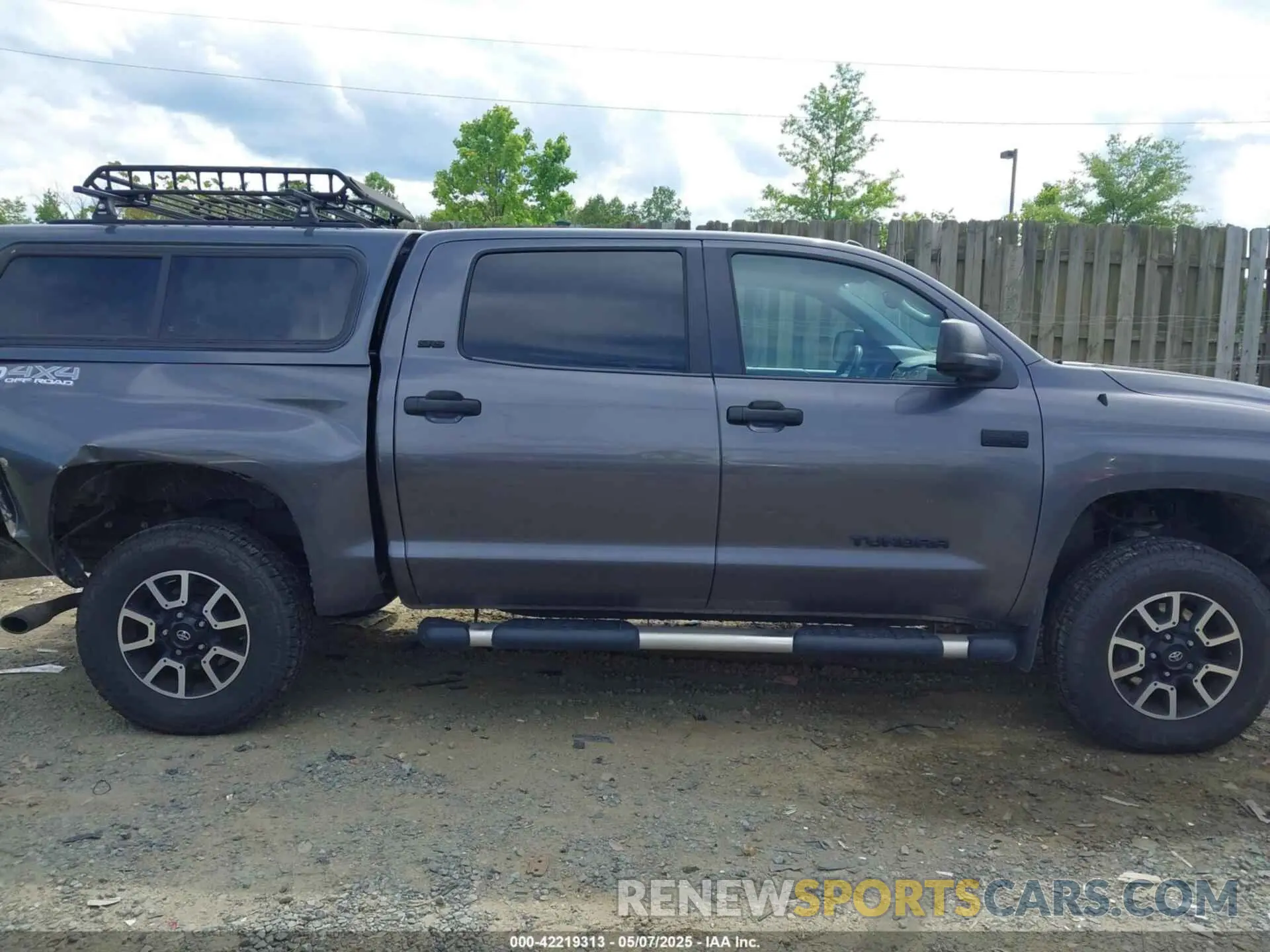13 Photograph of a damaged car 5TFDY5F14KX817411 TOYOTA TUNDRA 2019