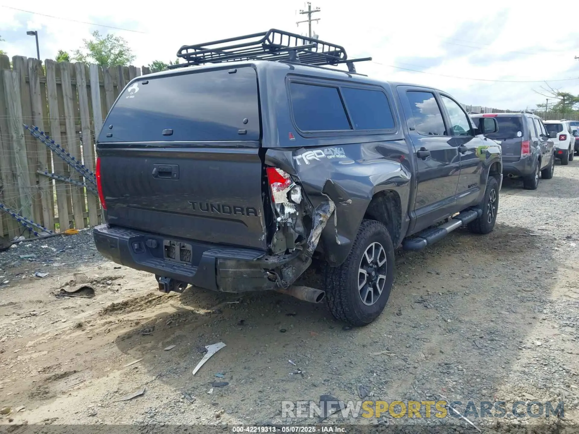 4 Photograph of a damaged car 5TFDY5F14KX817411 TOYOTA TUNDRA 2019