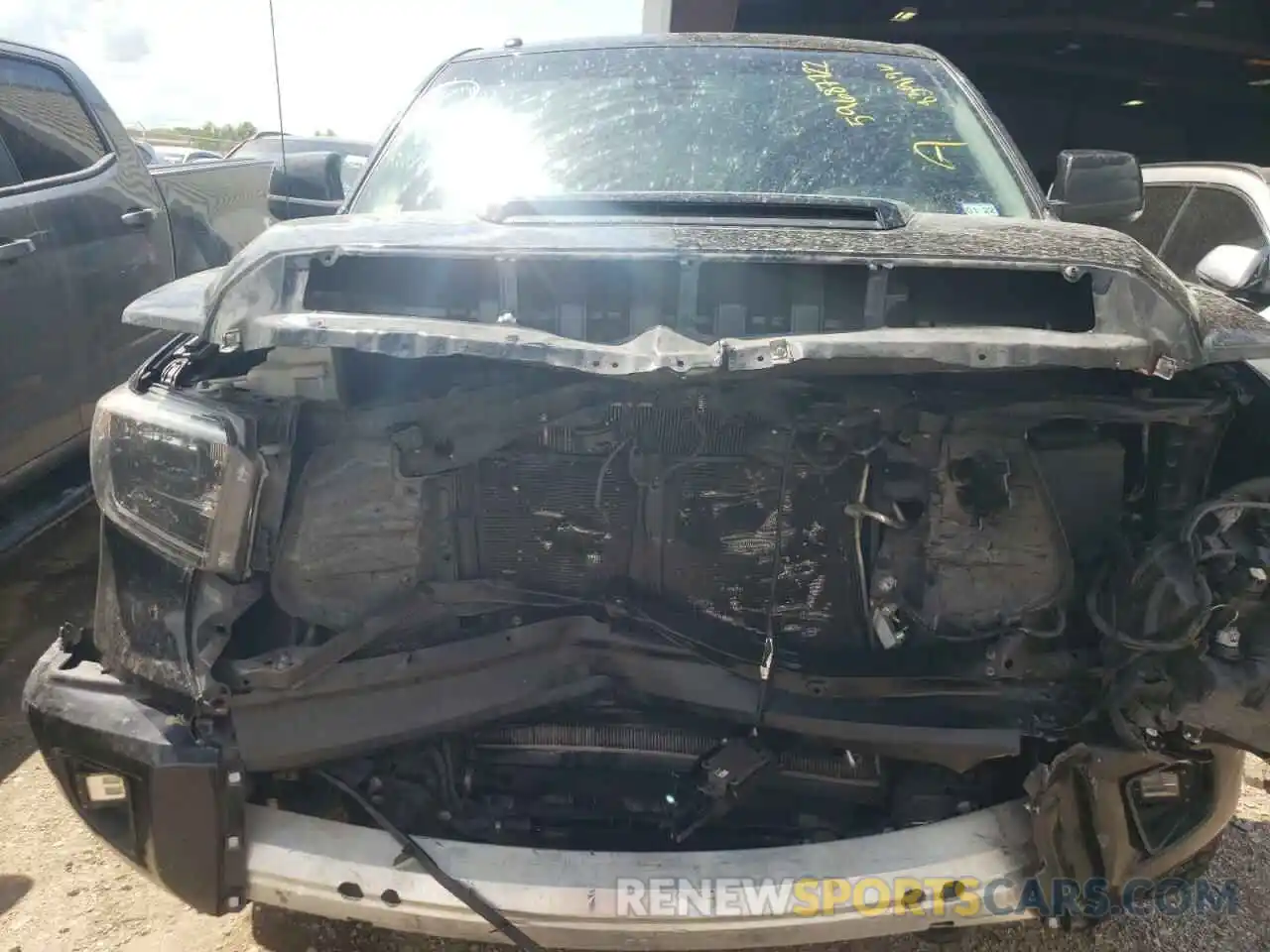 9 Photograph of a damaged car 5TFDY5F14KX839196 TOYOTA TUNDRA 2019