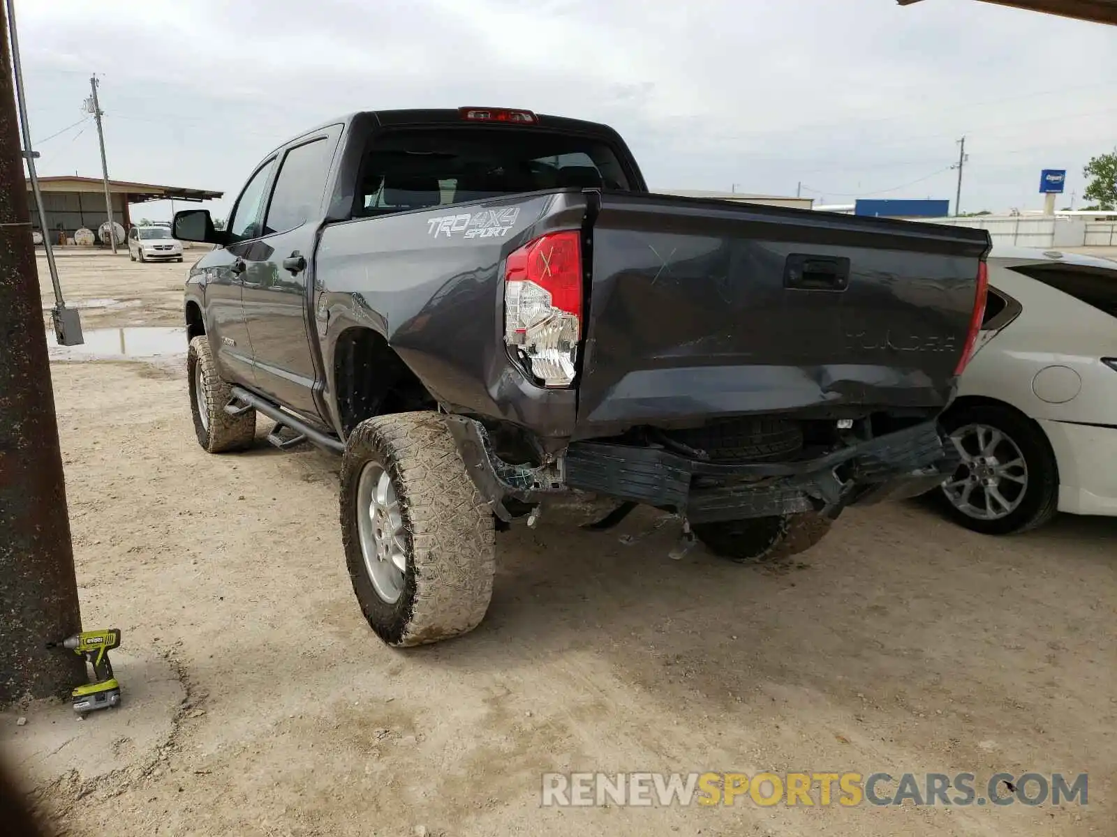 3 Photograph of a damaged car 5TFDY5F14KX848058 TOYOTA TUNDRA 2019