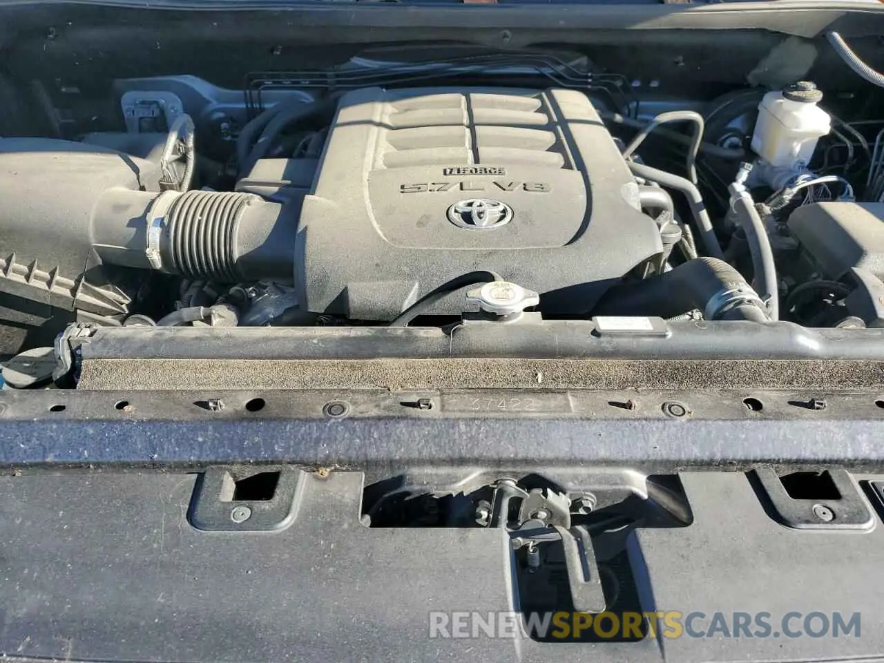 11 Photograph of a damaged car 5TFDY5F15KX813304 TOYOTA TUNDRA 2019