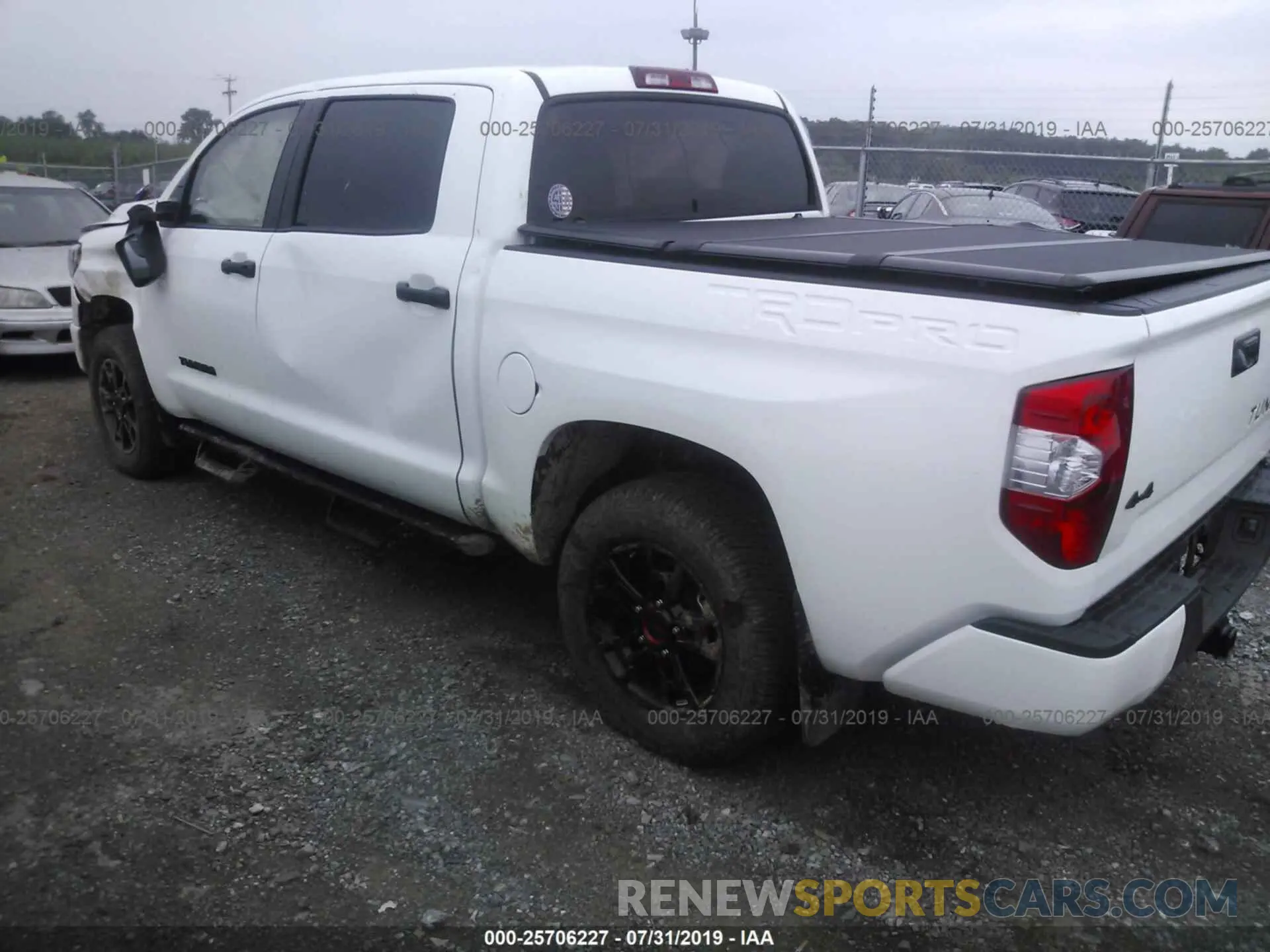 3 Photograph of a damaged car 5TFDY5F15KX816333 TOYOTA TUNDRA 2019
