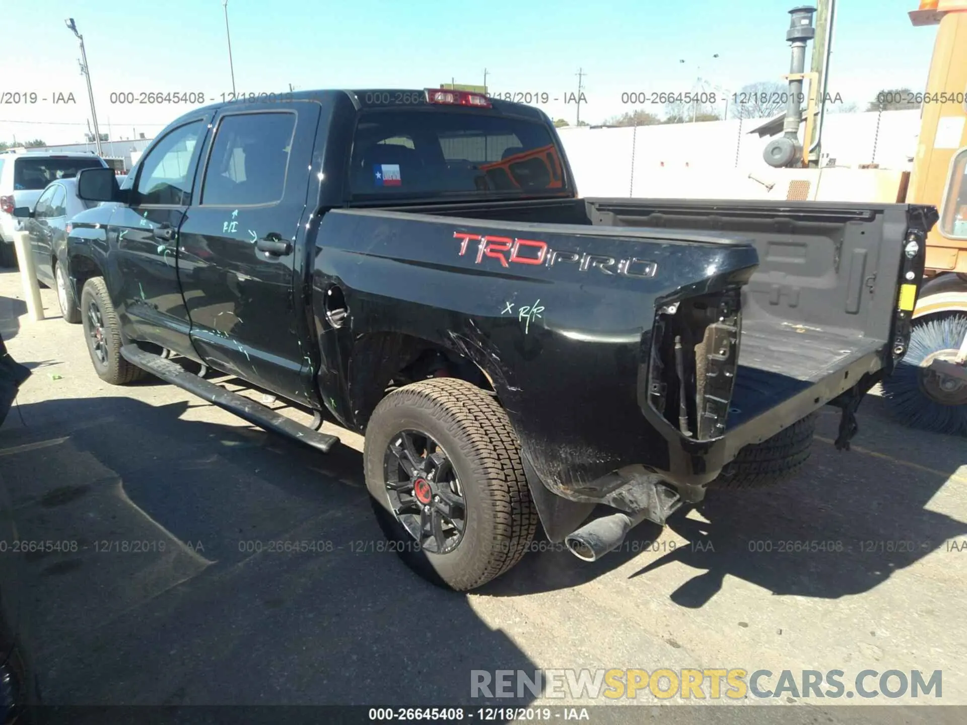3 Photograph of a damaged car 5TFDY5F15KX851373 TOYOTA TUNDRA 2019