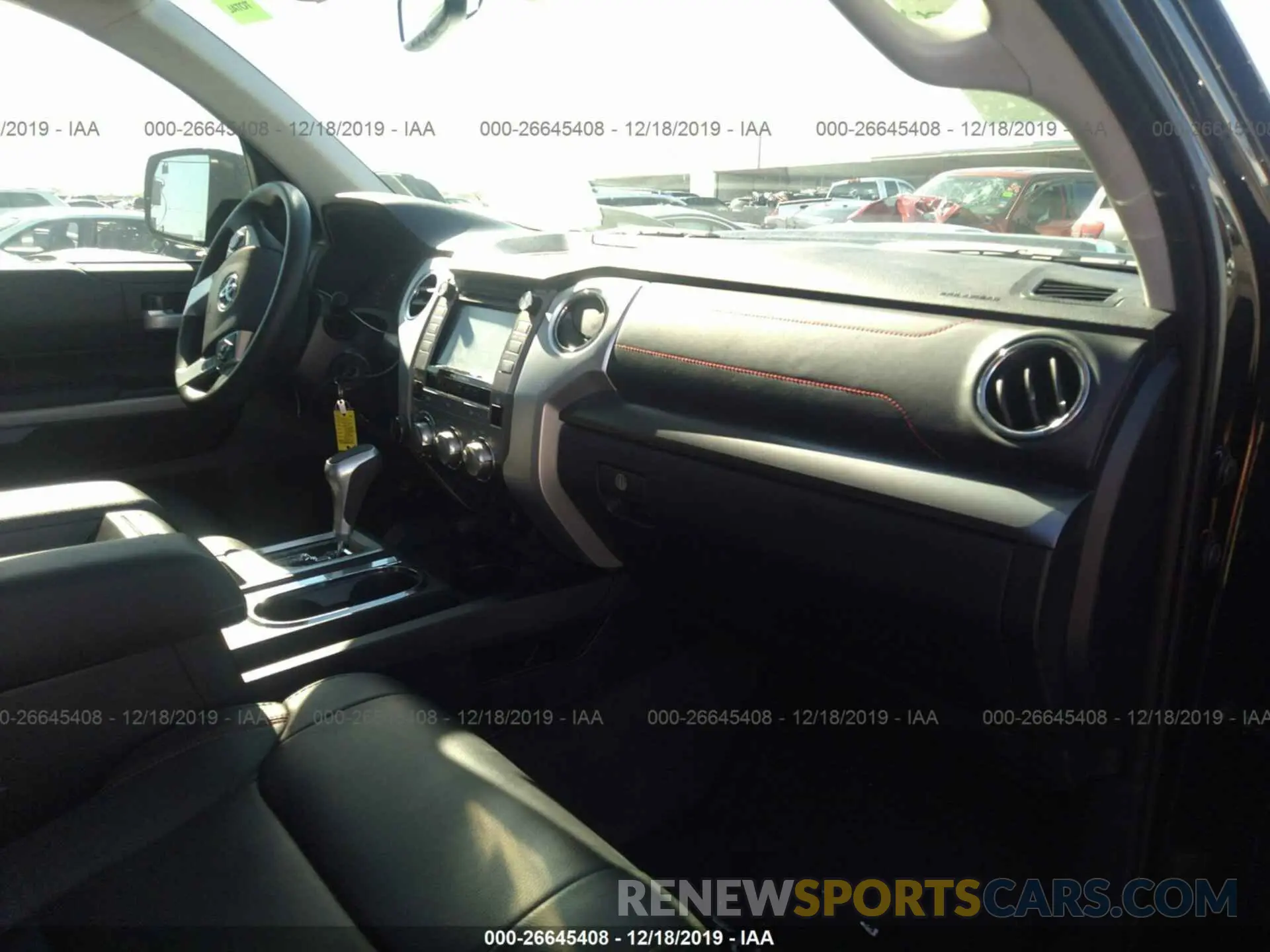 5 Photograph of a damaged car 5TFDY5F15KX851373 TOYOTA TUNDRA 2019