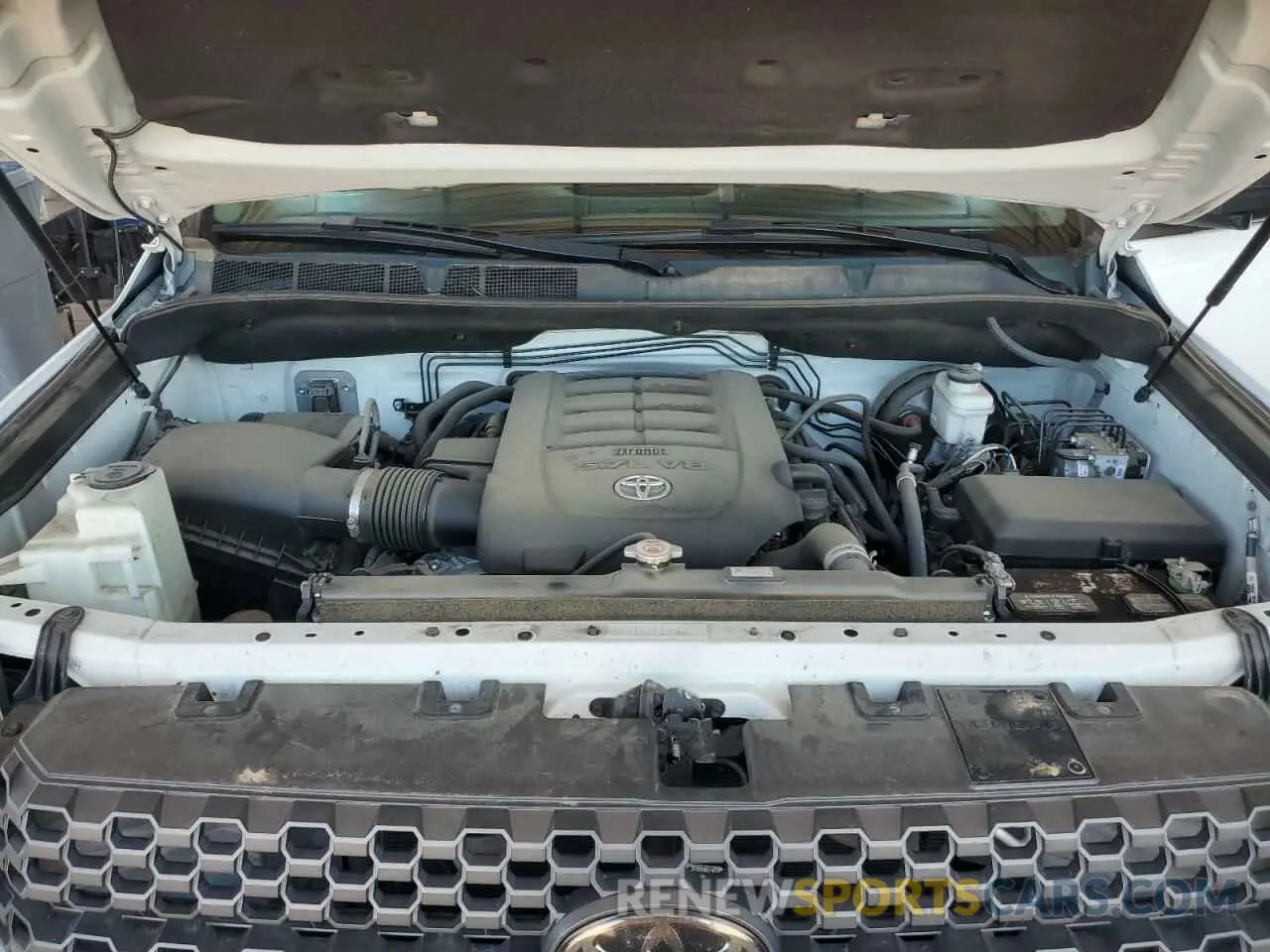 11 Photograph of a damaged car 5TFDY5F15KX857867 TOYOTA TUNDRA 2019