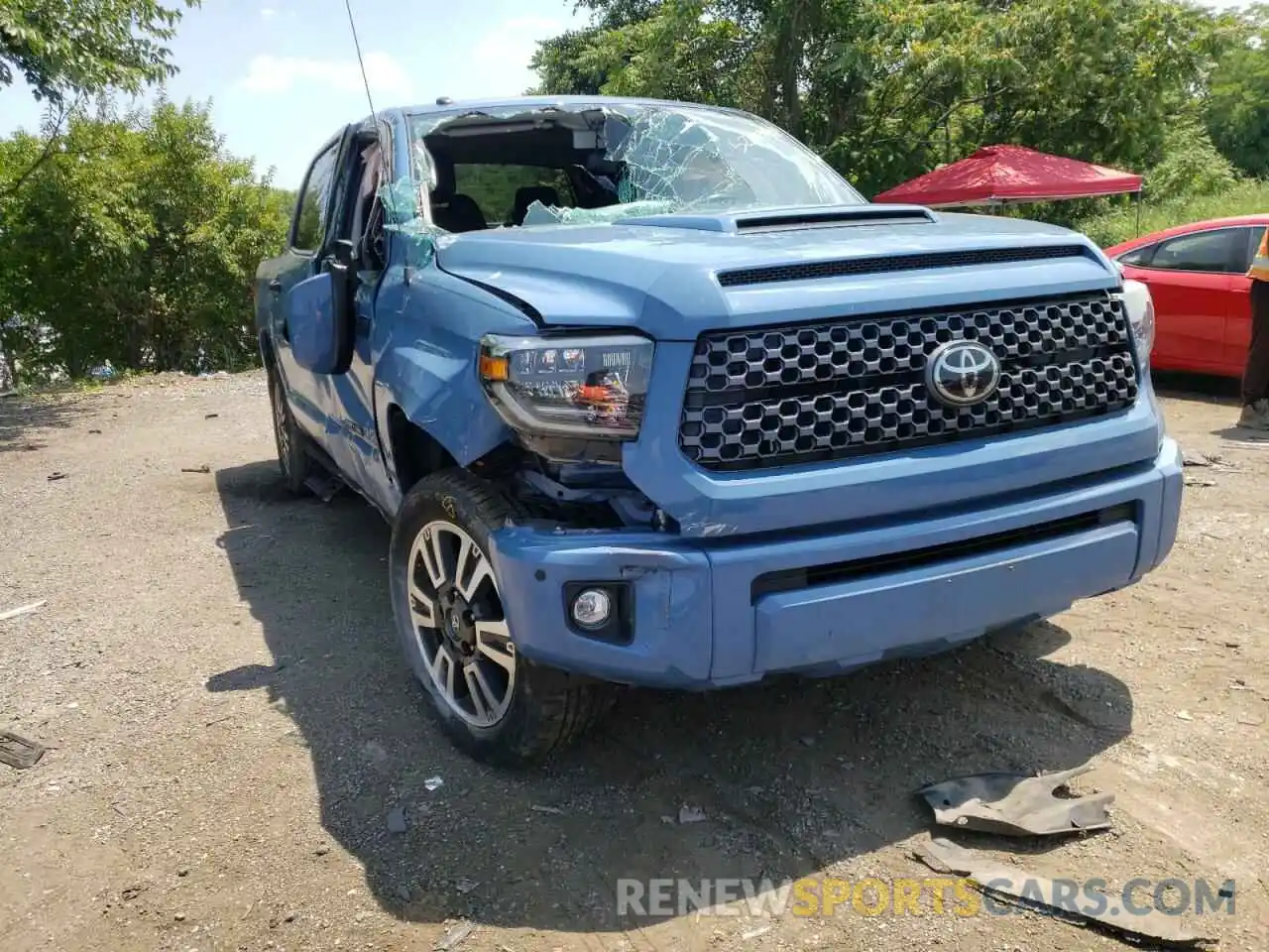 1 Photograph of a damaged car 5TFDY5F16KX795993 TOYOTA TUNDRA 2019