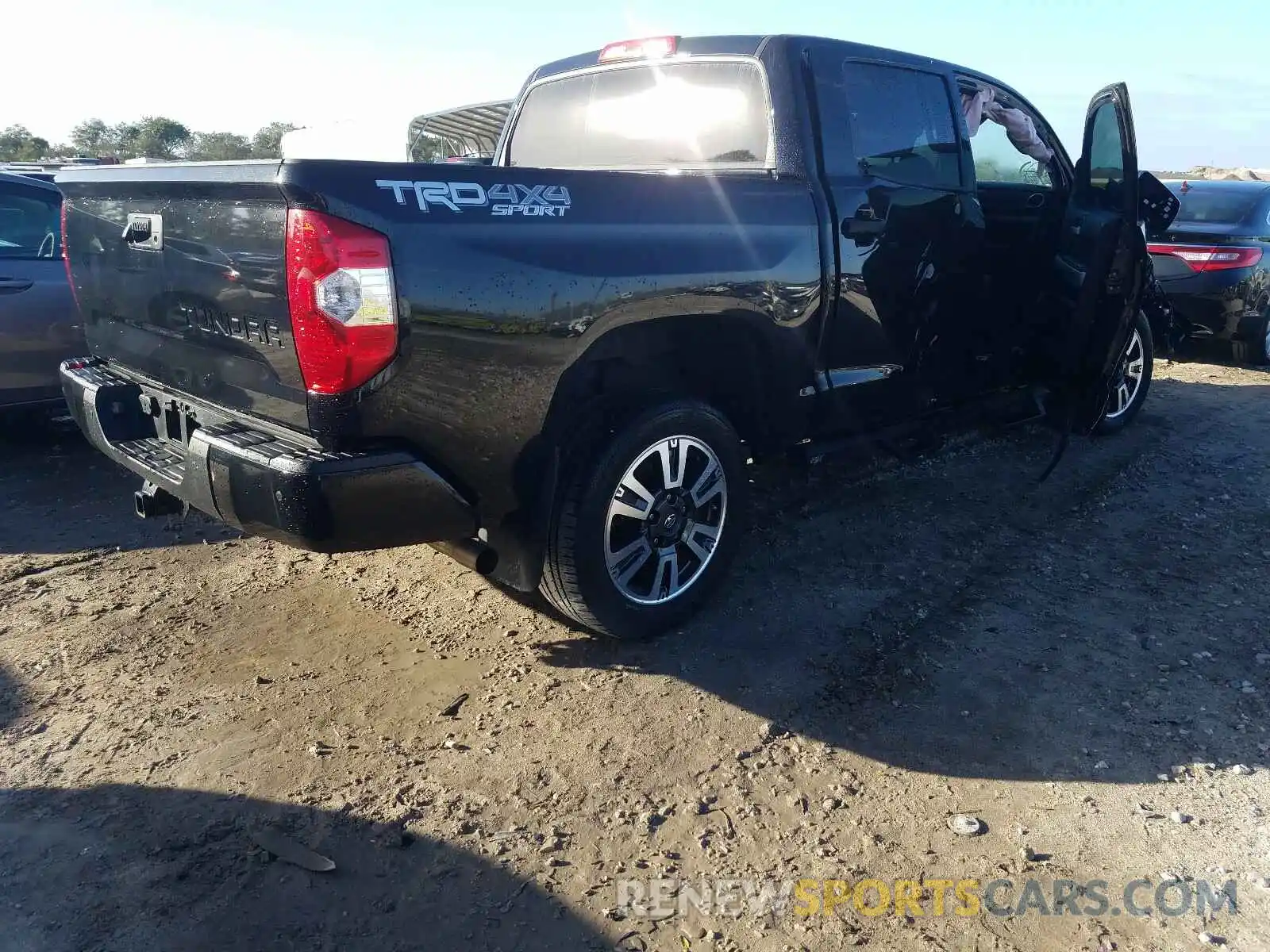 4 Photograph of a damaged car 5TFDY5F16KX813599 TOYOTA TUNDRA 2019