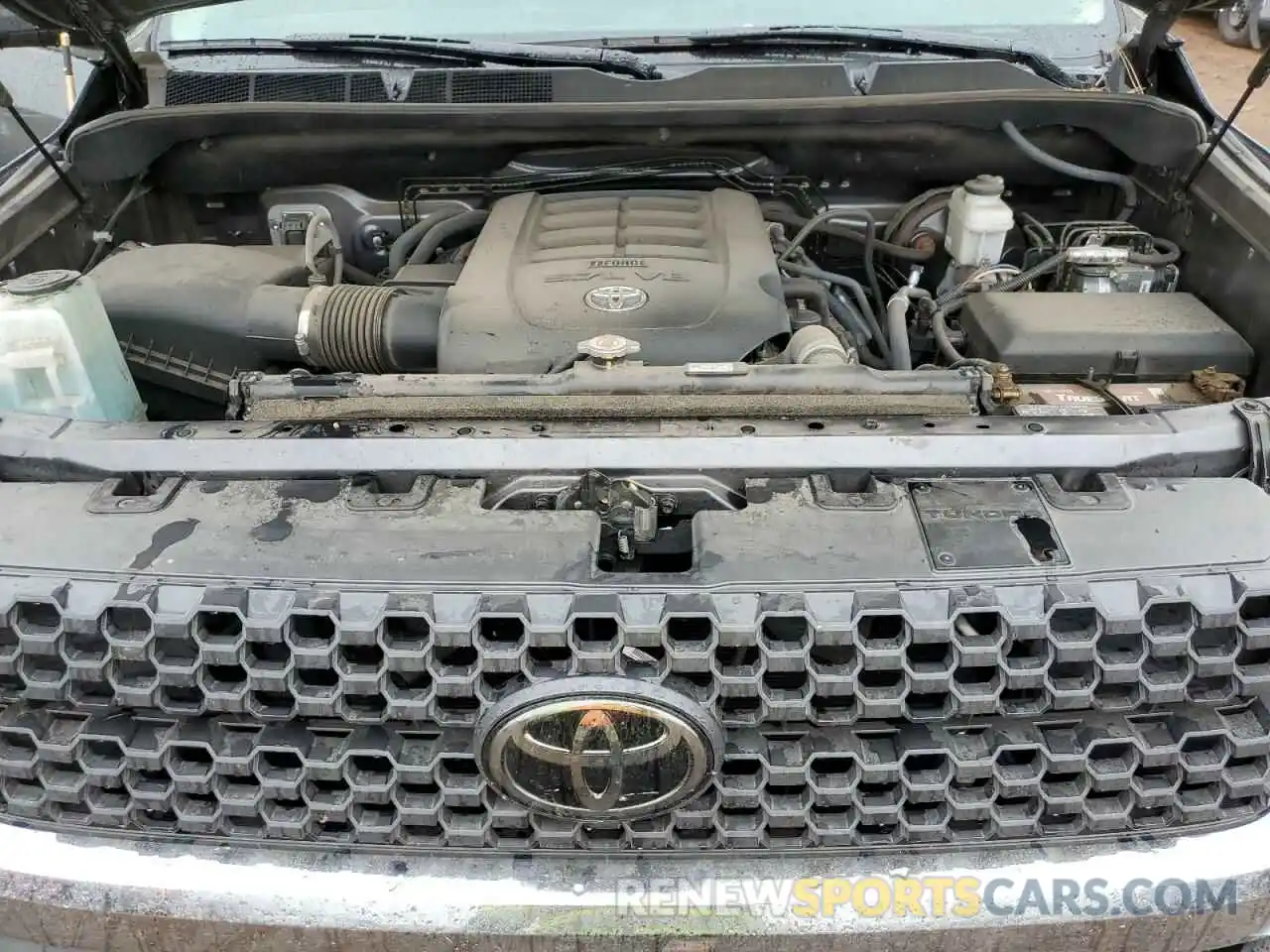 7 Photograph of a damaged car 5TFDY5F16KX868070 TOYOTA TUNDRA 2019