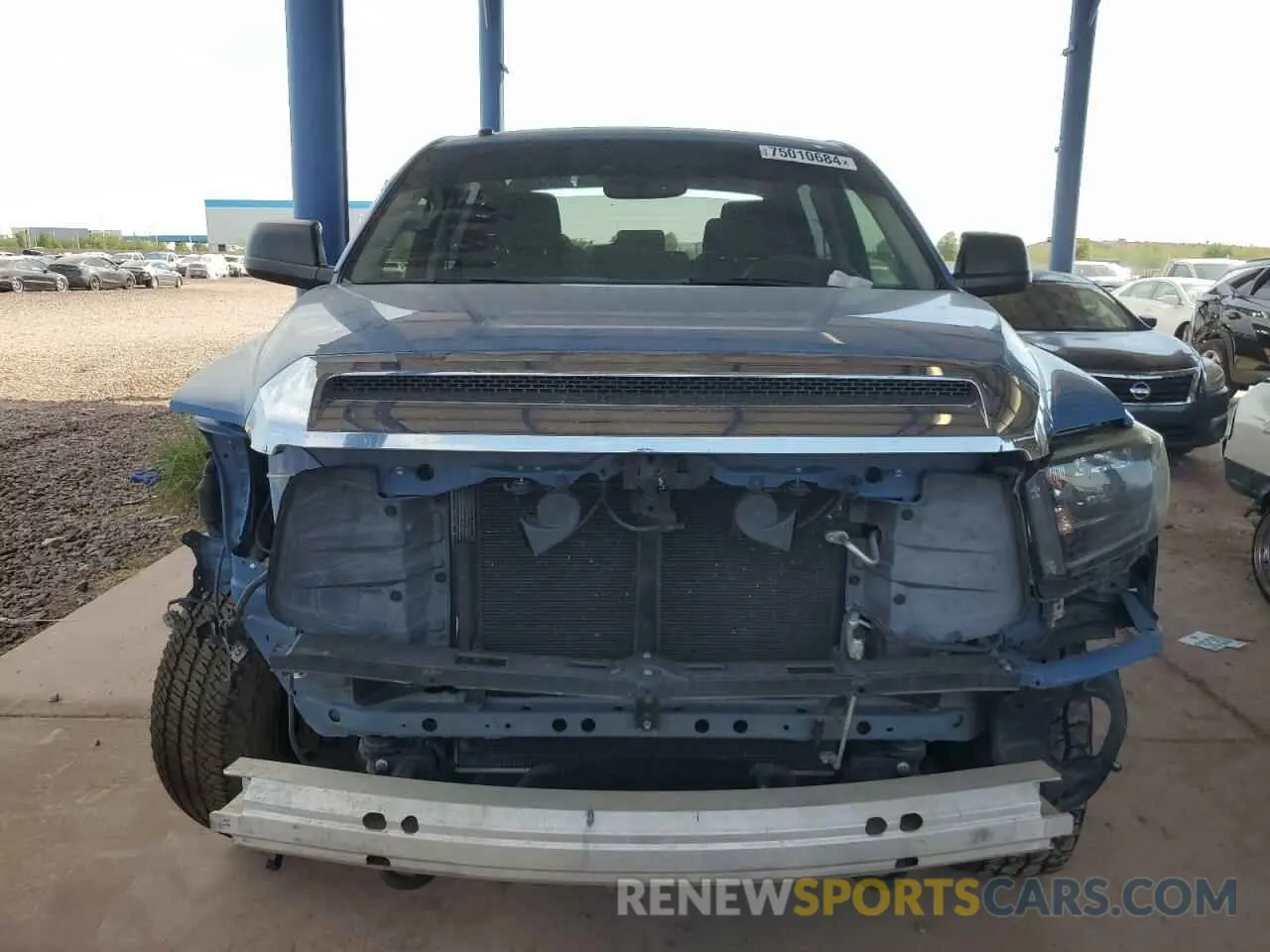 5 Photograph of a damaged car 5TFDY5F17KX784730 TOYOTA TUNDRA 2019